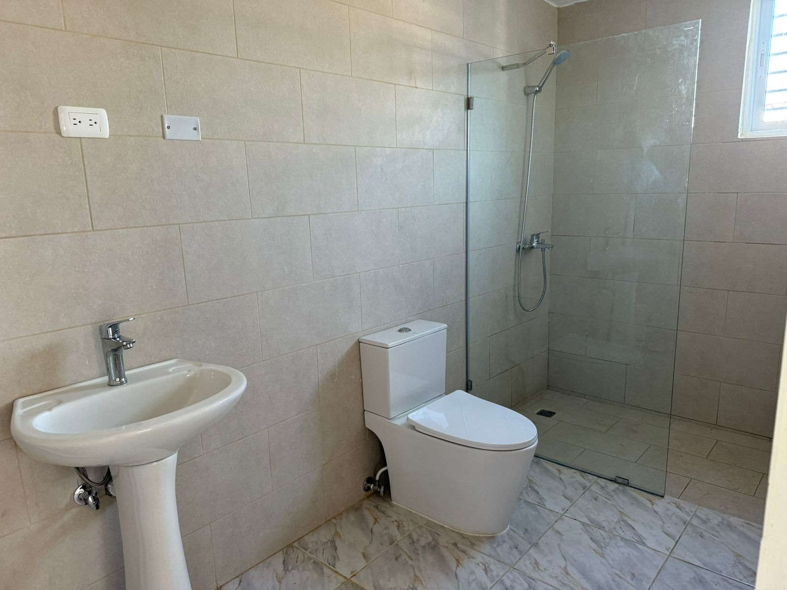casas - Casa de Venta en Residencial Las Antillas  1