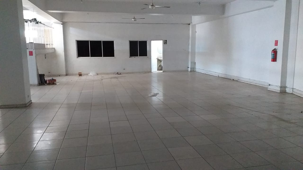 oficinas y locales comerciales - Edificio de 2 niveles Aut. Duarte km 26
 0