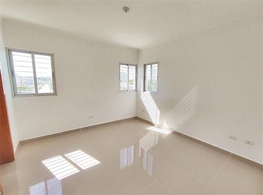 apartamentos - Primer nivel de renta en La Esmeralda  3