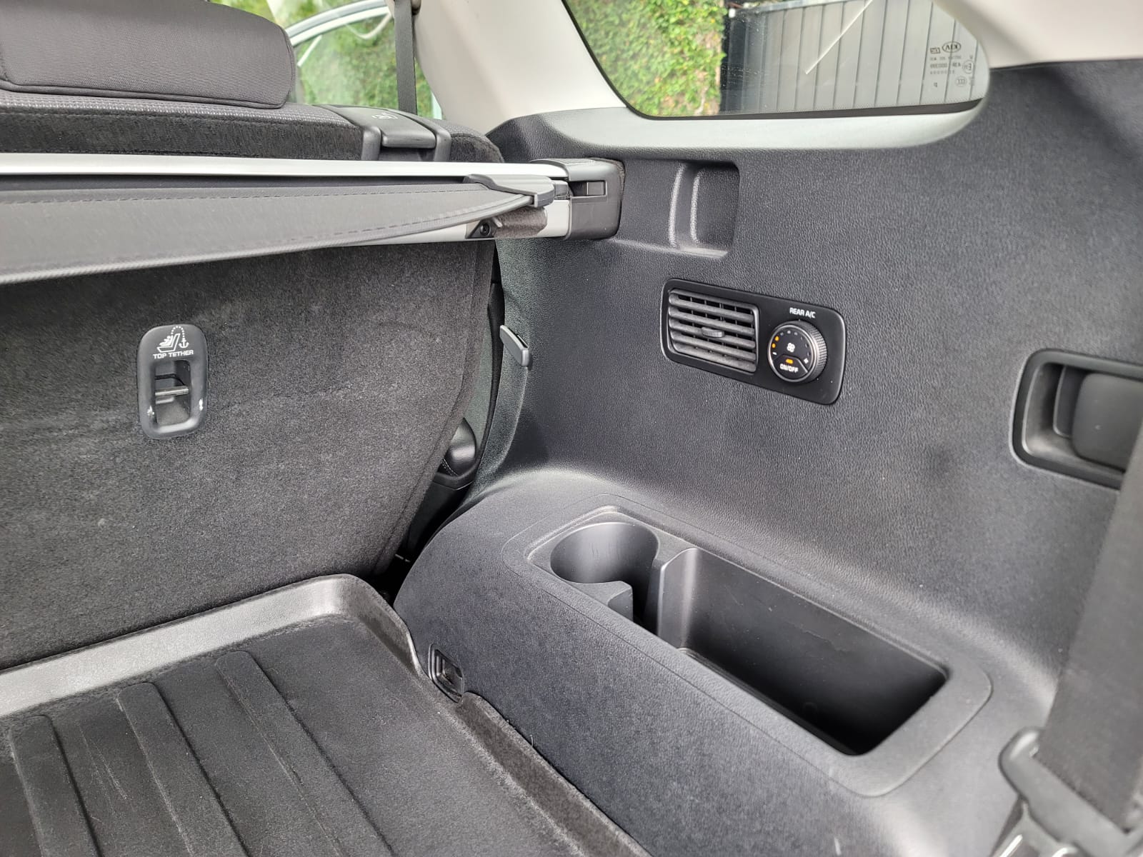 jeepetas y camionetas - SE VENDE KIA SORENTO 2017 5