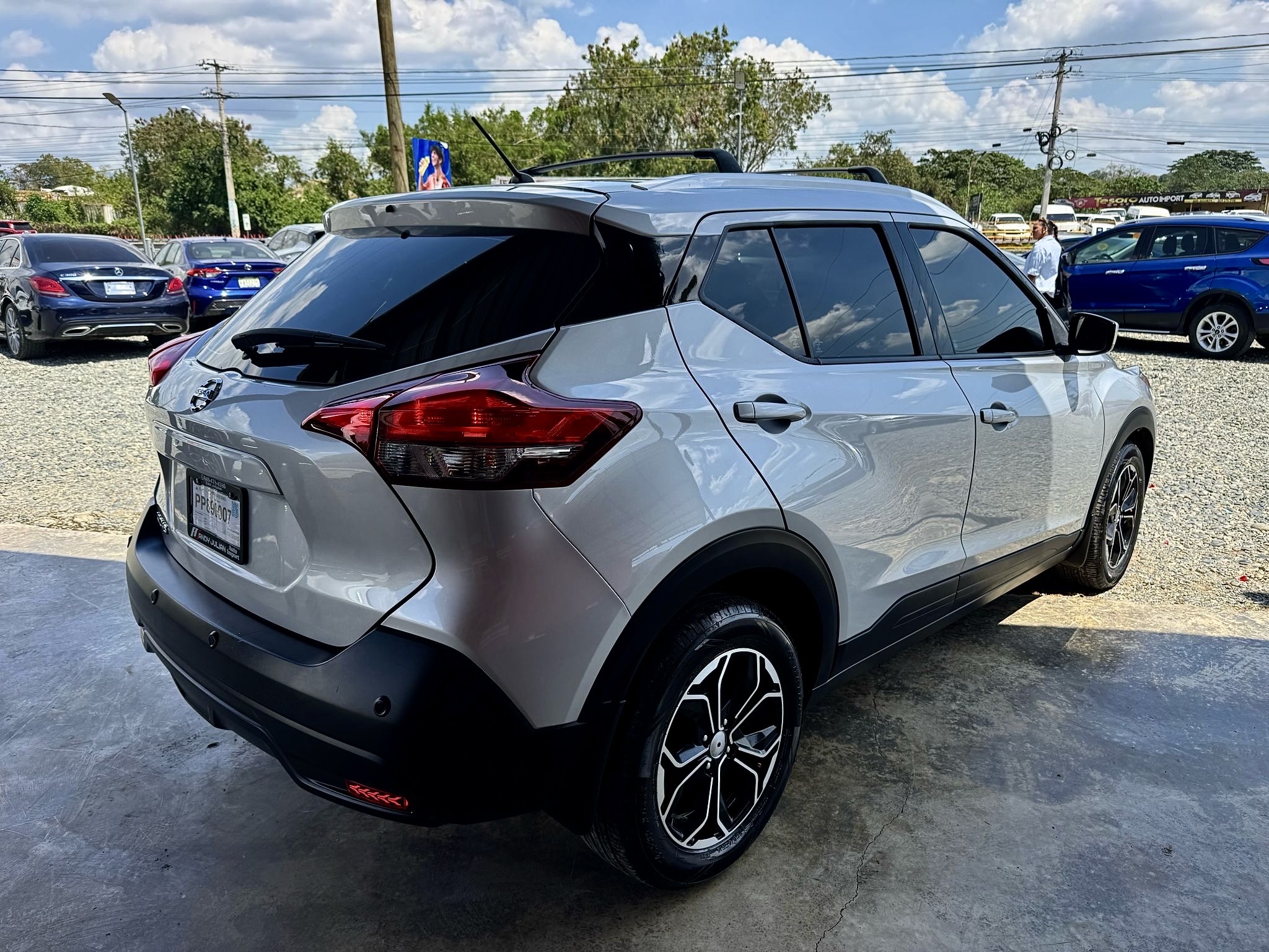 jeepetas y camionetas - Nissan Kicks 2020
 3