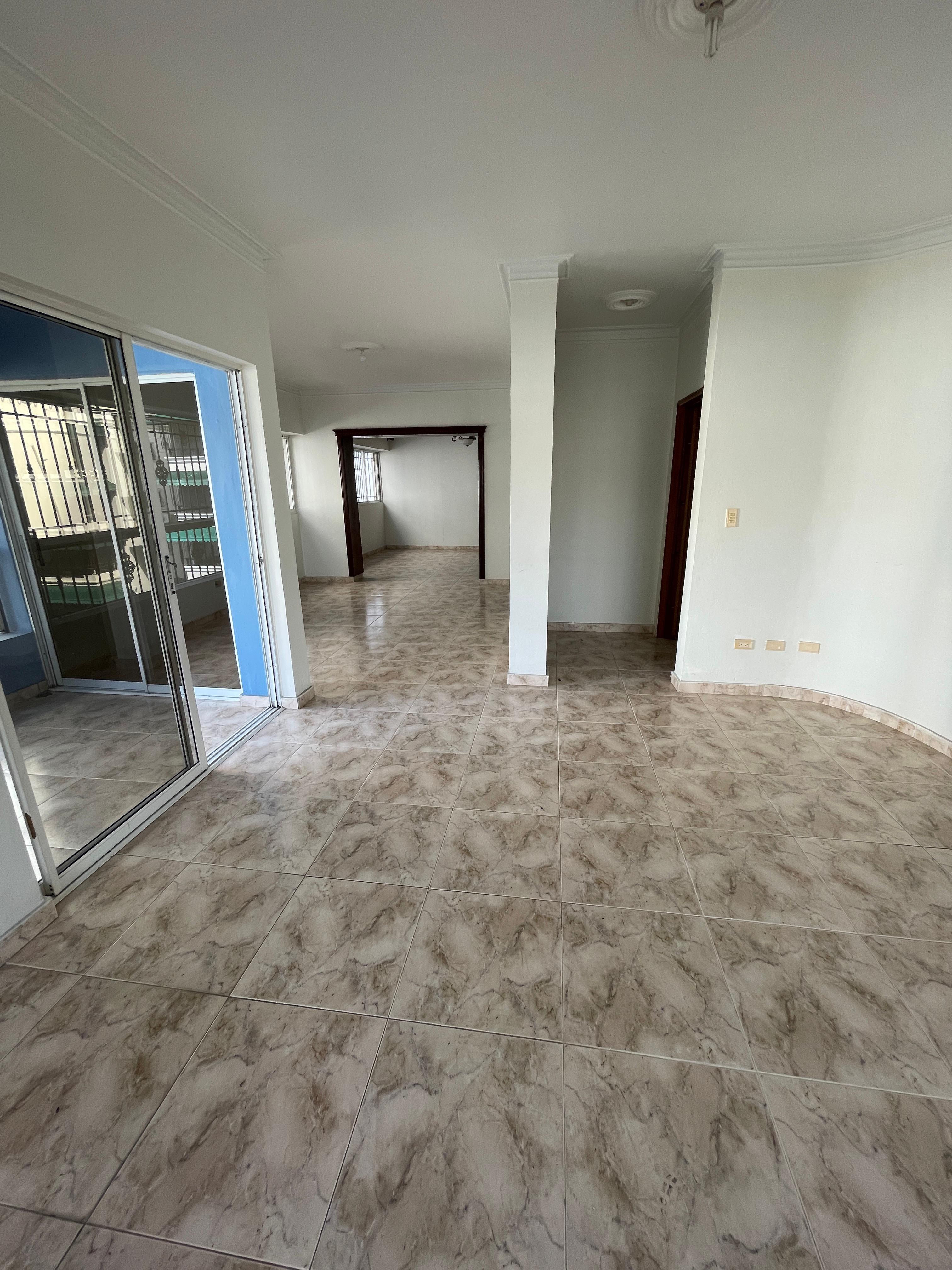 apartamentos - Apartamento de 3 Habitaciones, Renacimiento 1