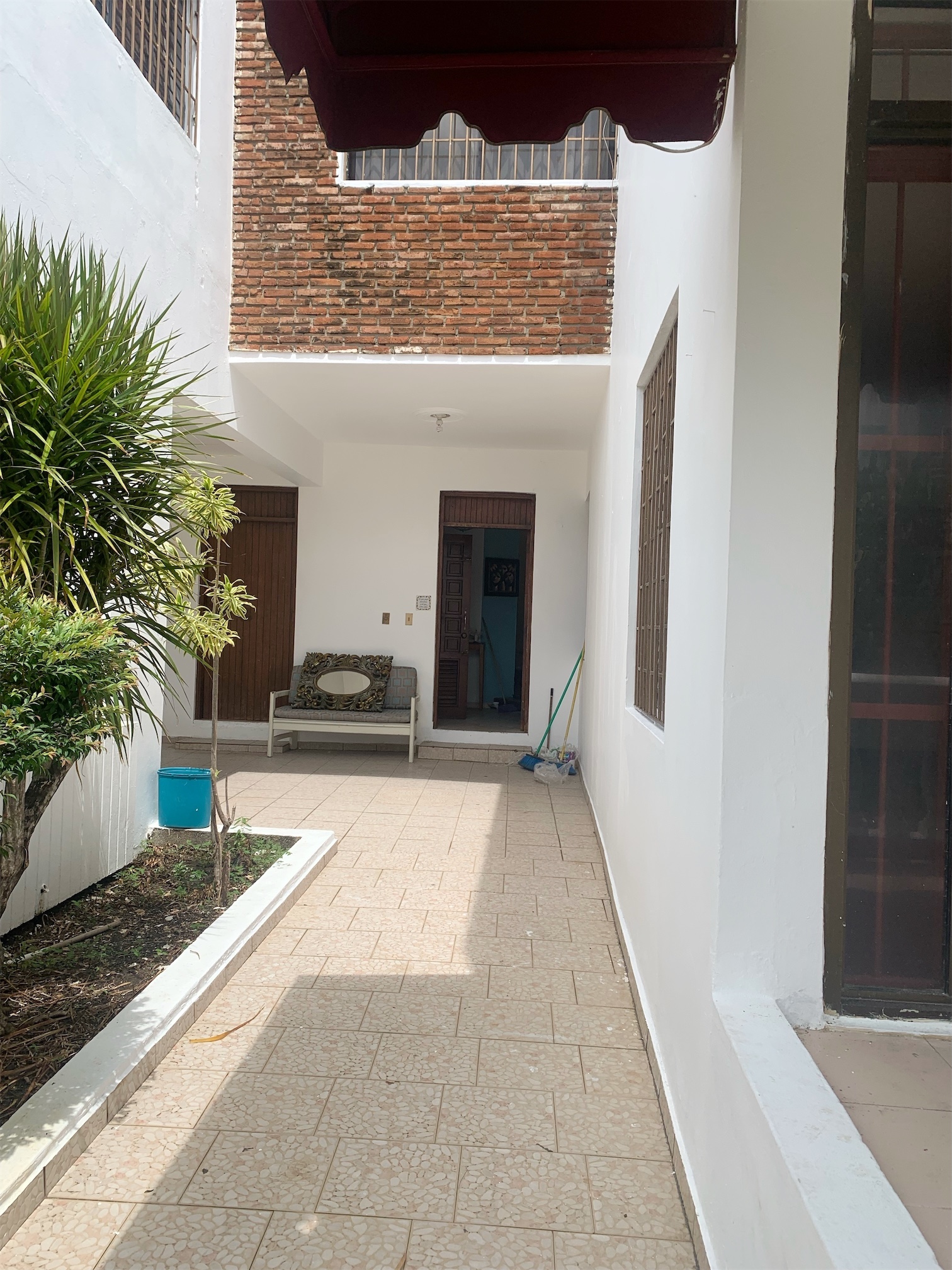 oficinas y locales comerciales - De oportunidad para negocio o vivienda 4