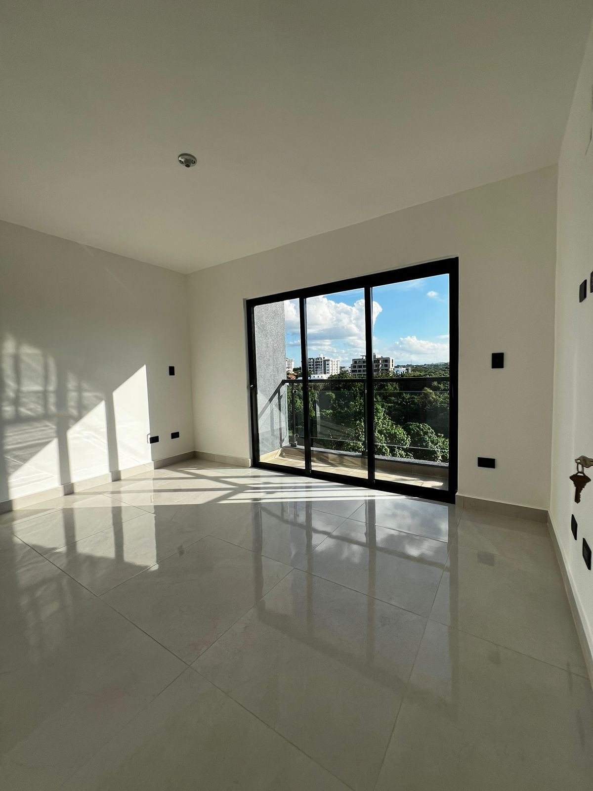 apartamentos - Apartamento Nuevo en Ave. Hispanoamericana  0