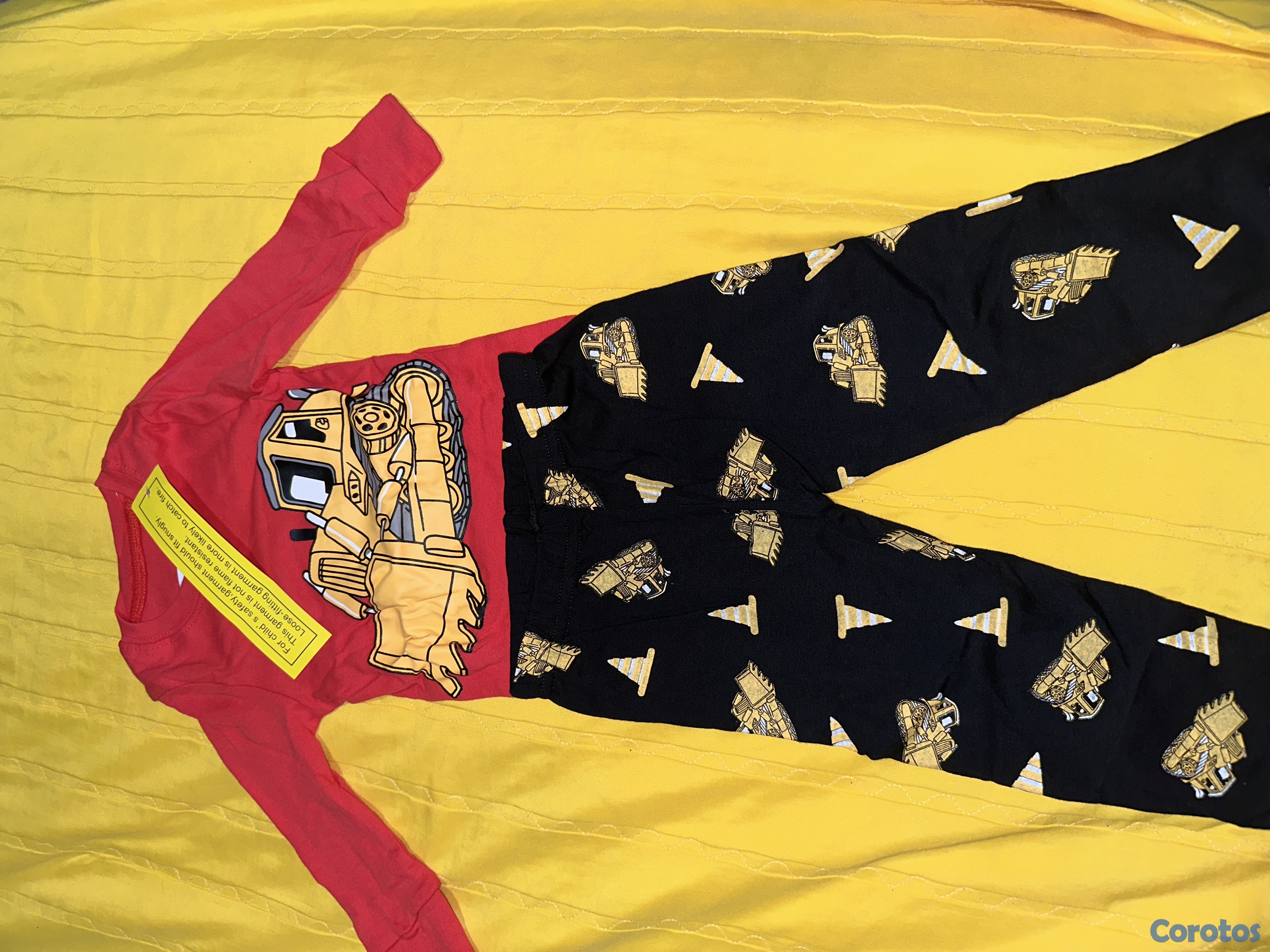 ropa y zapatos - Set de dos pijamas  4