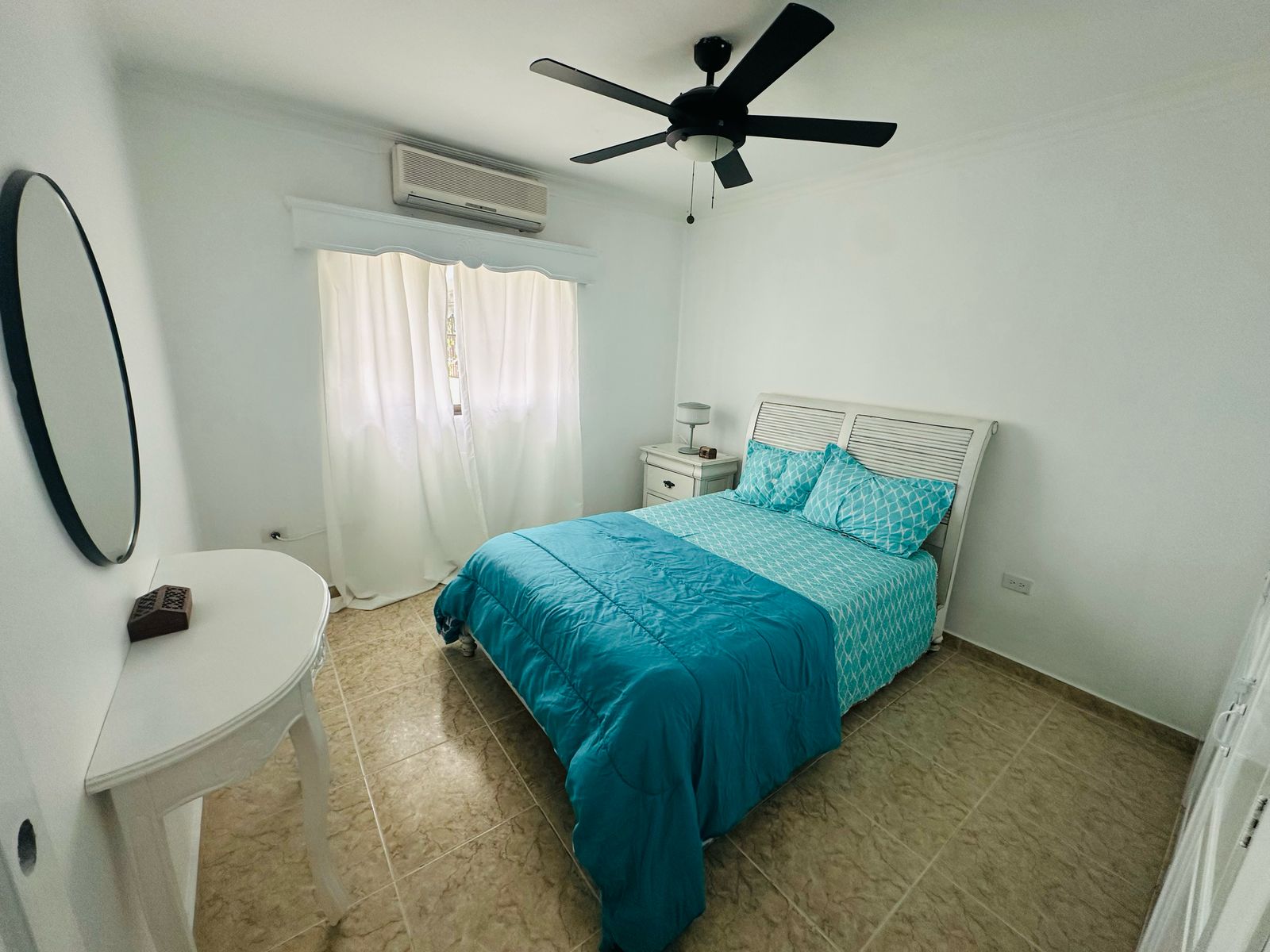 apartamentos - APARTAMENTO COMPLETAMENTE AMUEBLADO EN EL MILLON 6