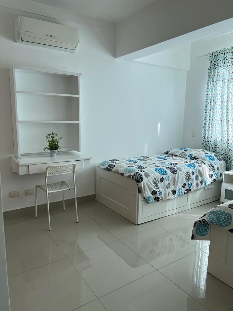 apartamentos -  Evaristo Morales Apto. De. Venta:Piso 3¡Amueblado! 148.94 mt2  8