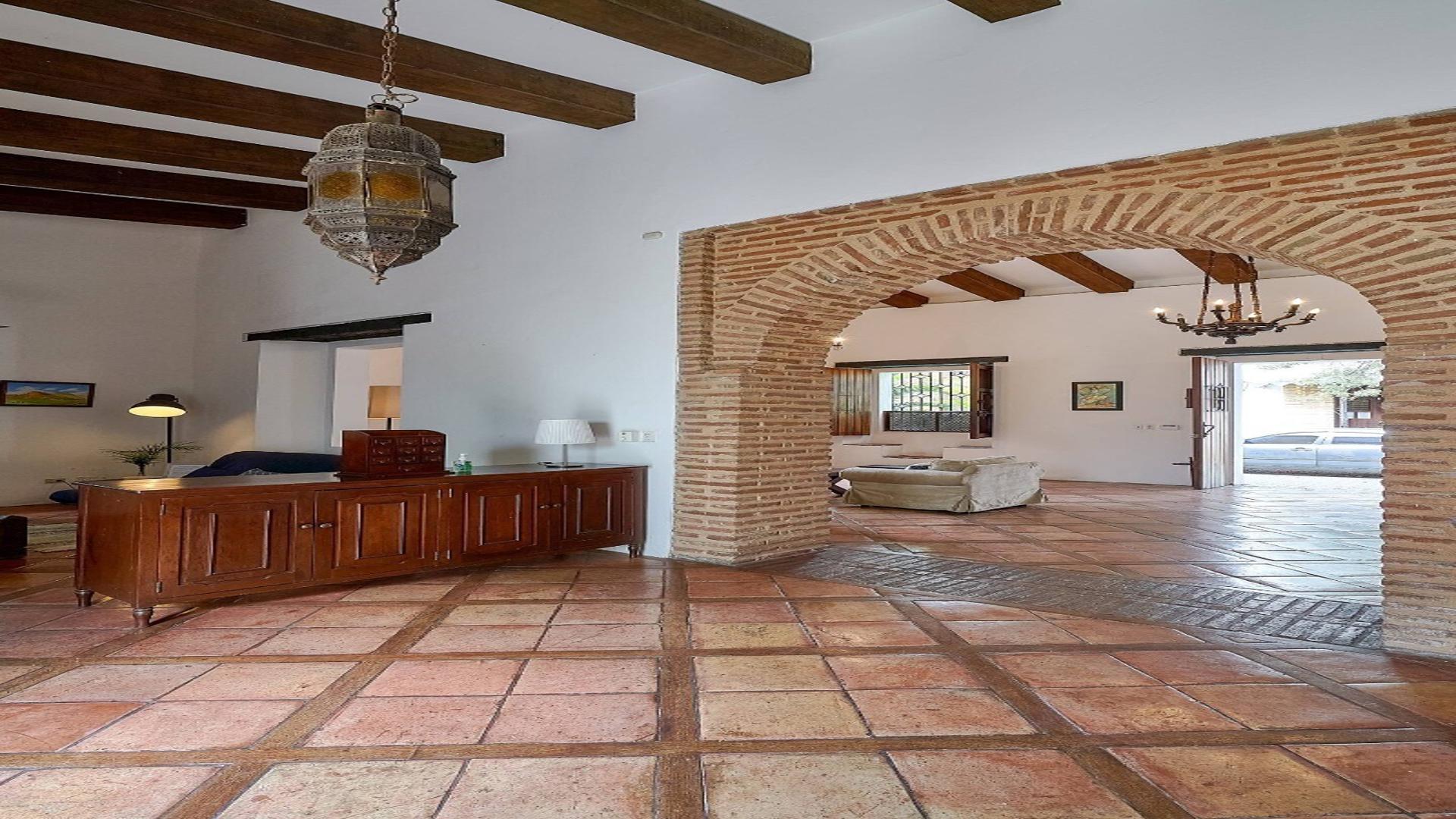 apartamentos - Alquilo casa amueblada en la Zona Colonial 2