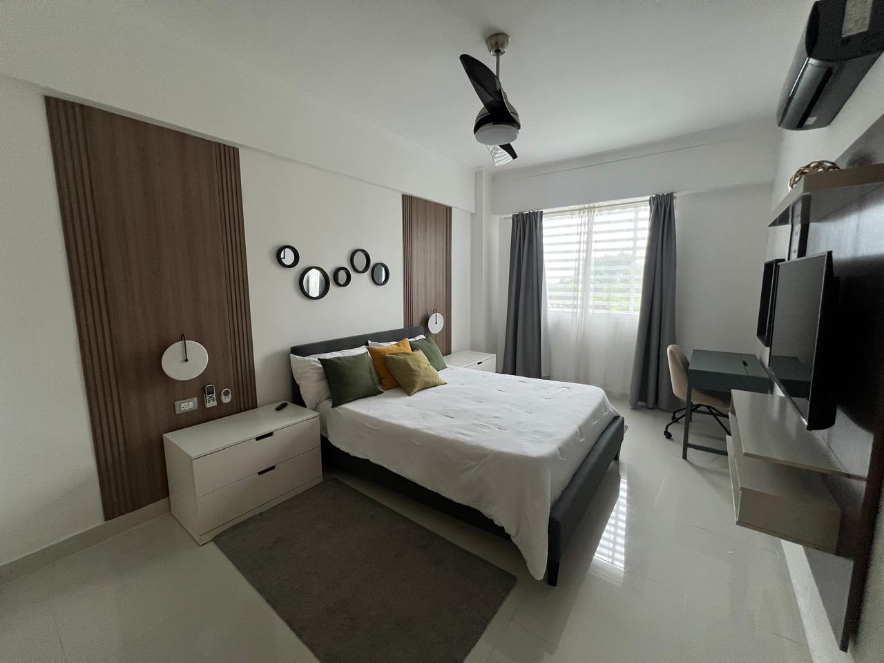 apartamentos - Alquiler de Apartamento Amueblado en Los Próceres 5