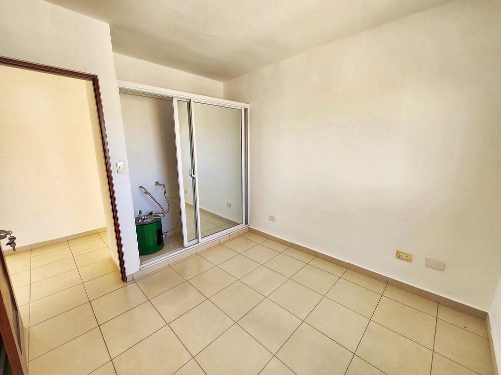 apartamentos - se vende apartamento de Oportunidad en el embrujo, Santiago. R. D.  4
