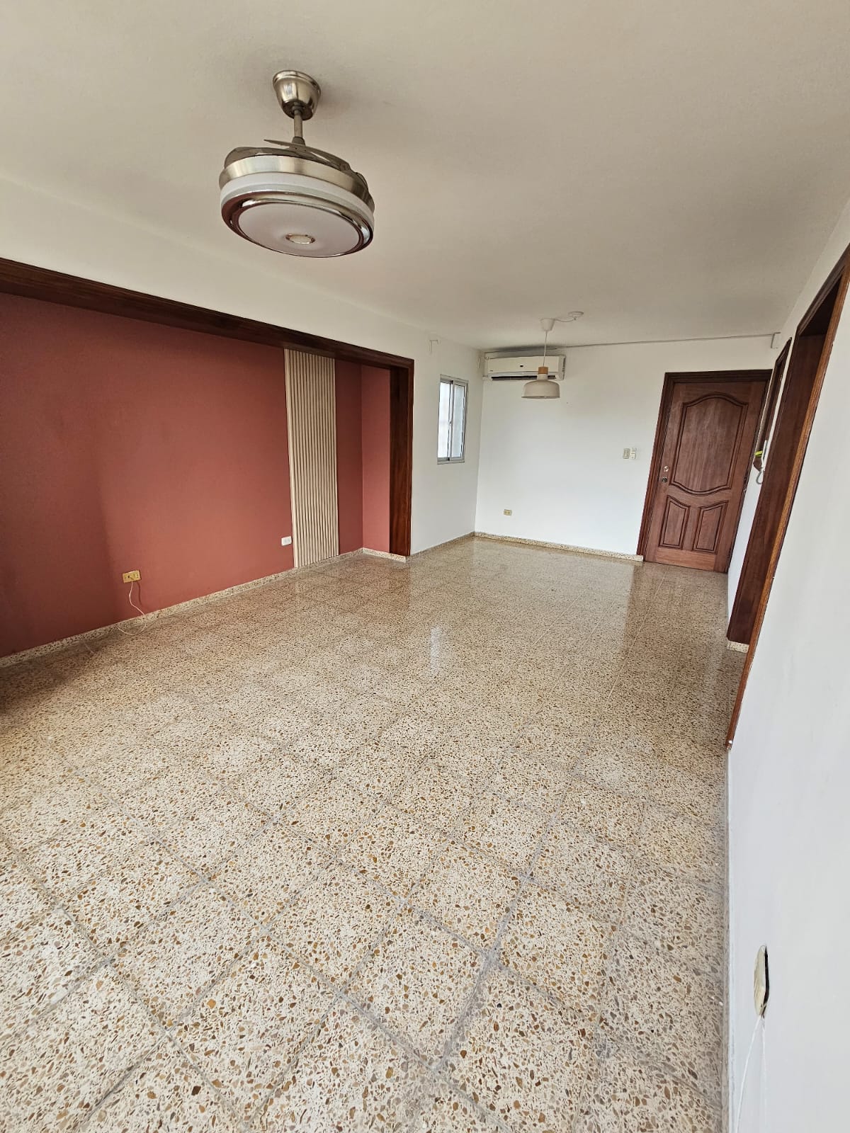 apartamentos - ¡Alquiler en Piantini, ubicación y precio ideal!  1