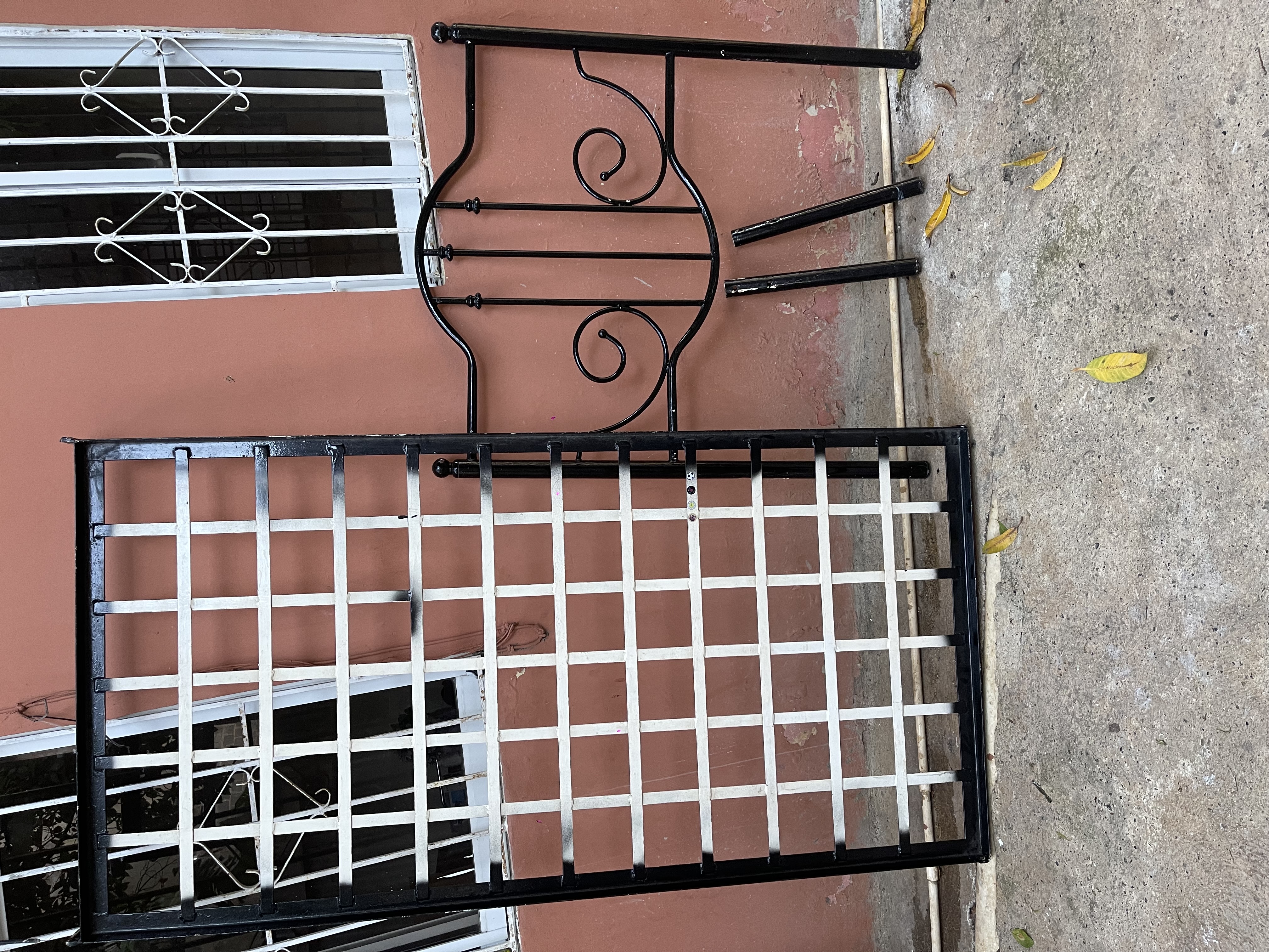 muebles y colchones - Cama base de Hierro  1