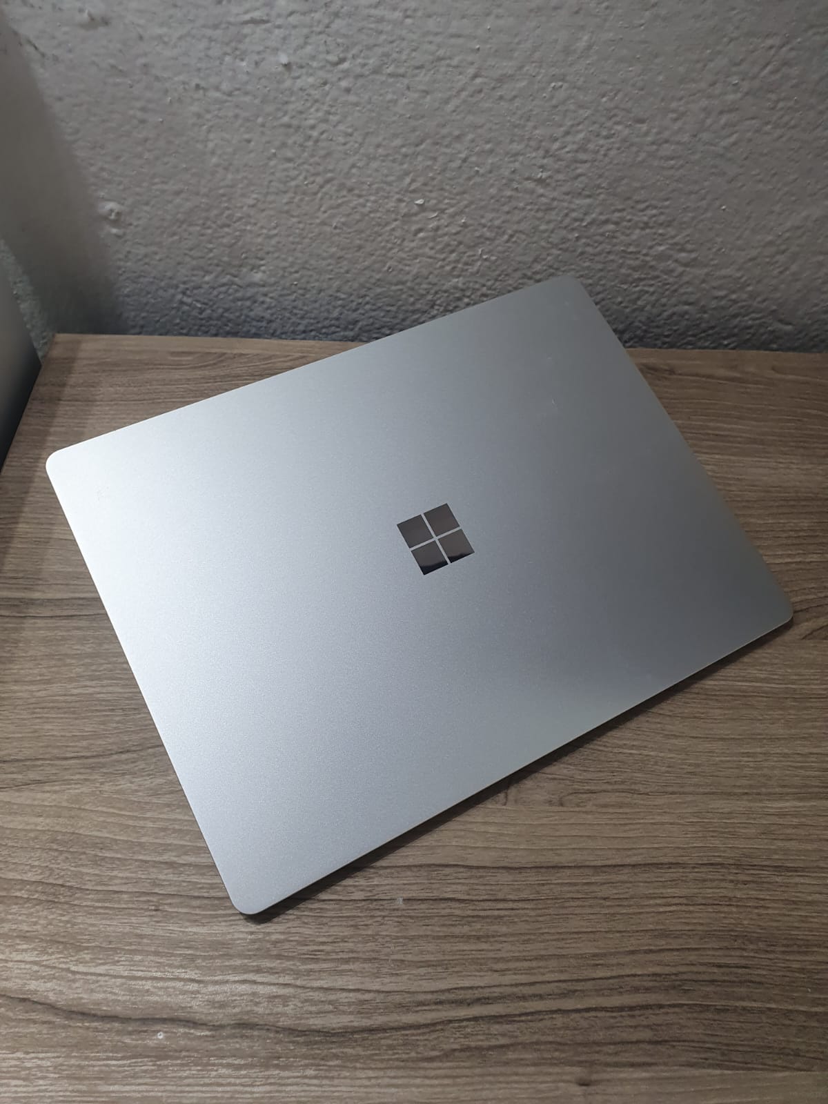 computadoras y laptops - Microsoft Surface Laptop Go3, Core i5 12th, Touch 12,4" 8GB RAM, 256GB SSD Nueva 4