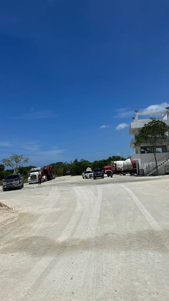 oficinas y locales comerciales - 🏗️ Oportunidad única en La Romana 1