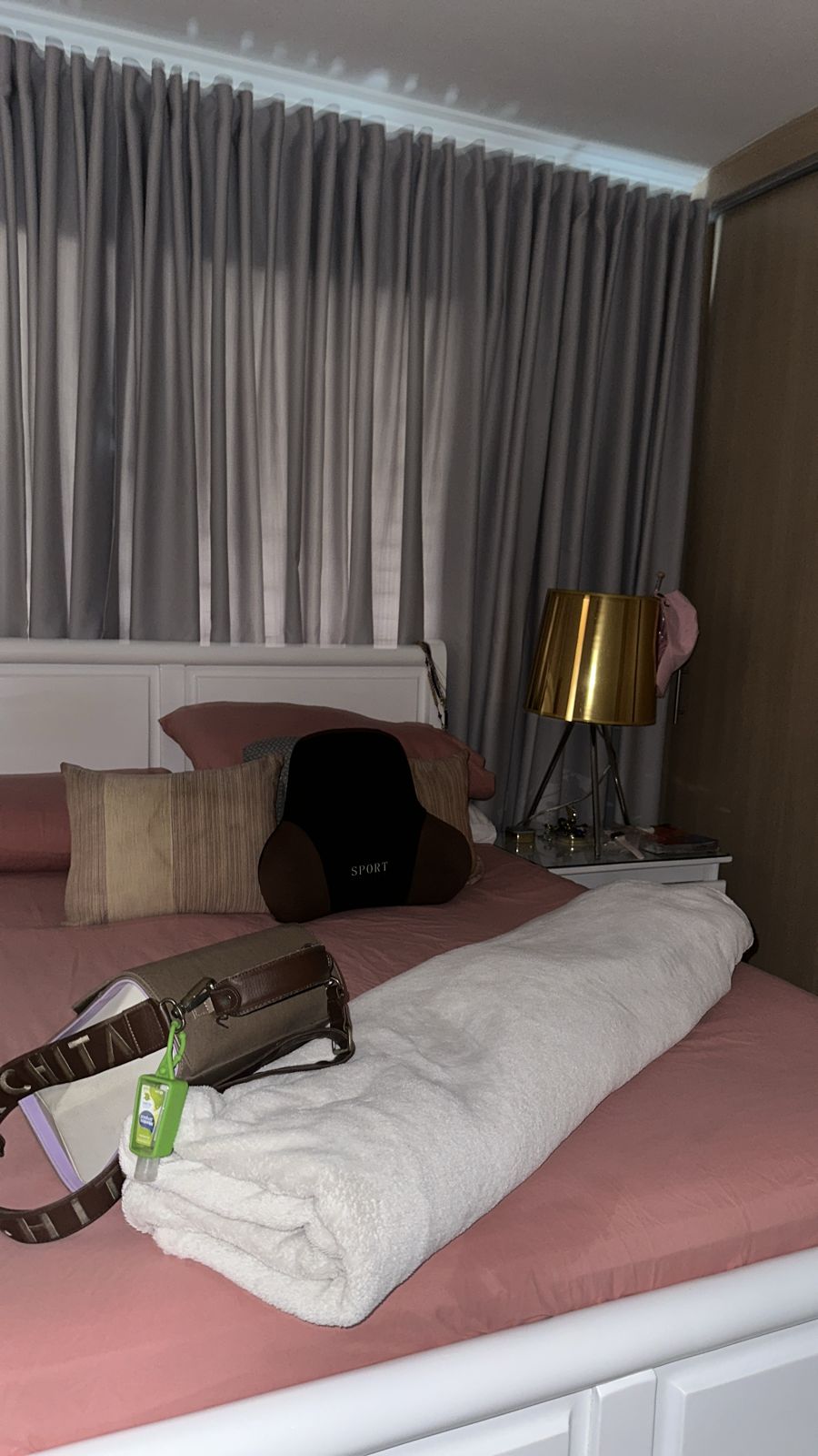 muebles y colchones - Cama full en caoba con dos colchones y pintado de  0