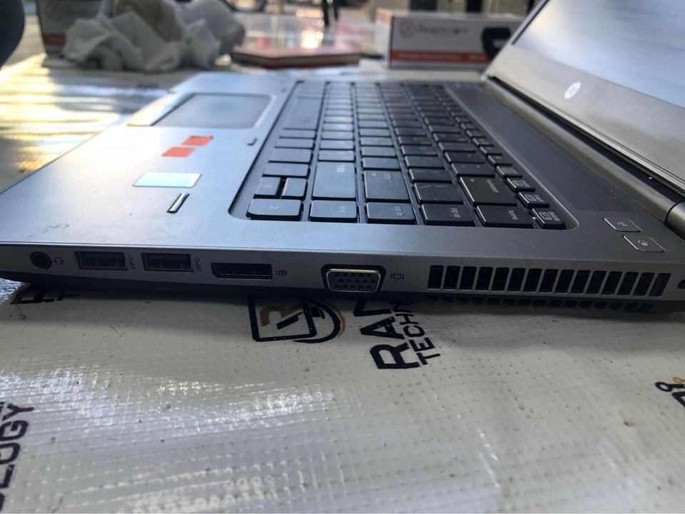 computadoras y laptops - HP ProBook 640/ Core I5-4/ 4GB/8GB RAM/ 500HDD/Windows 10 PRO 64 bits 7