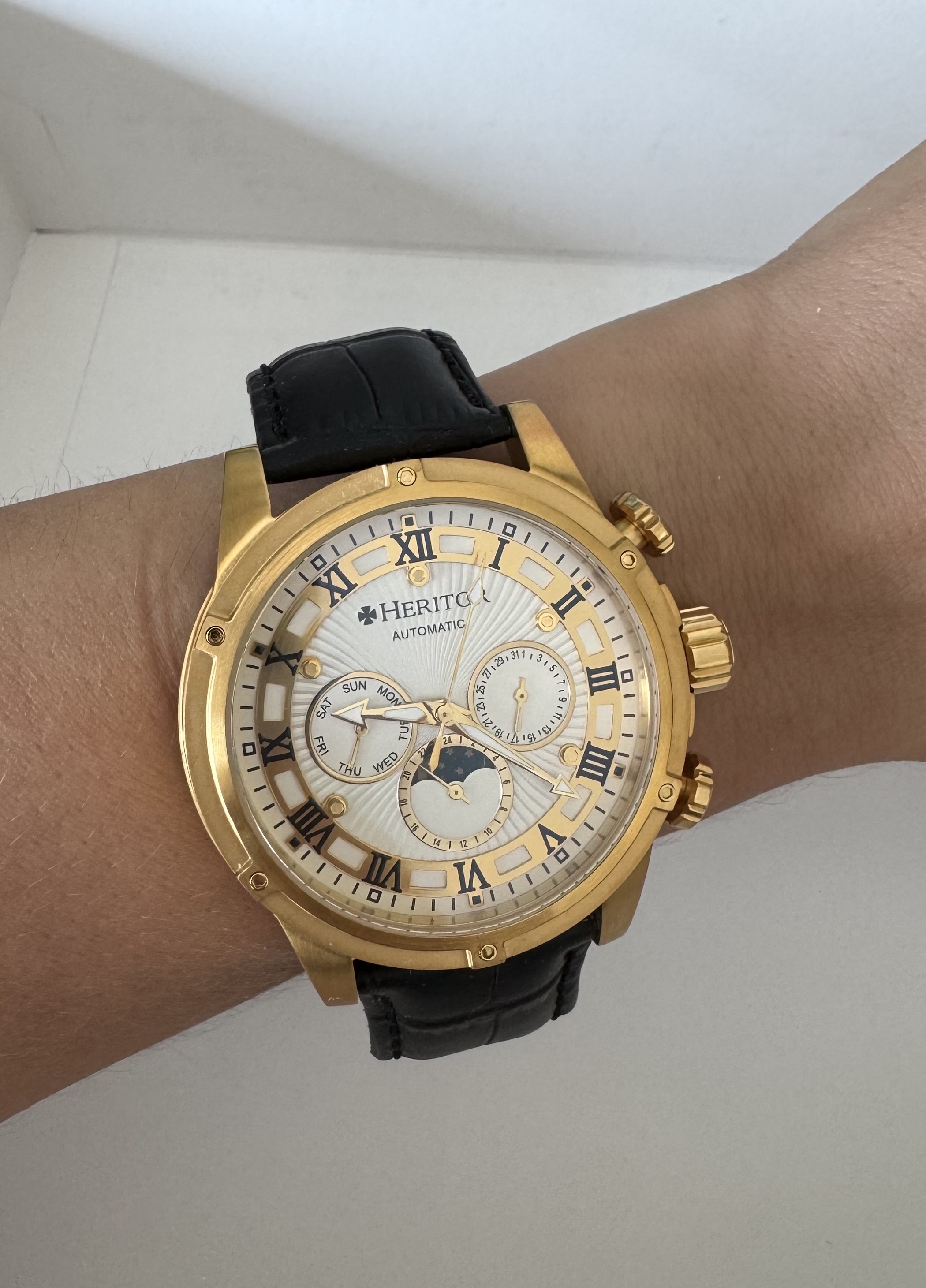 joyas, relojes y accesorios - Reloj marca Heritor, nunca usado 0