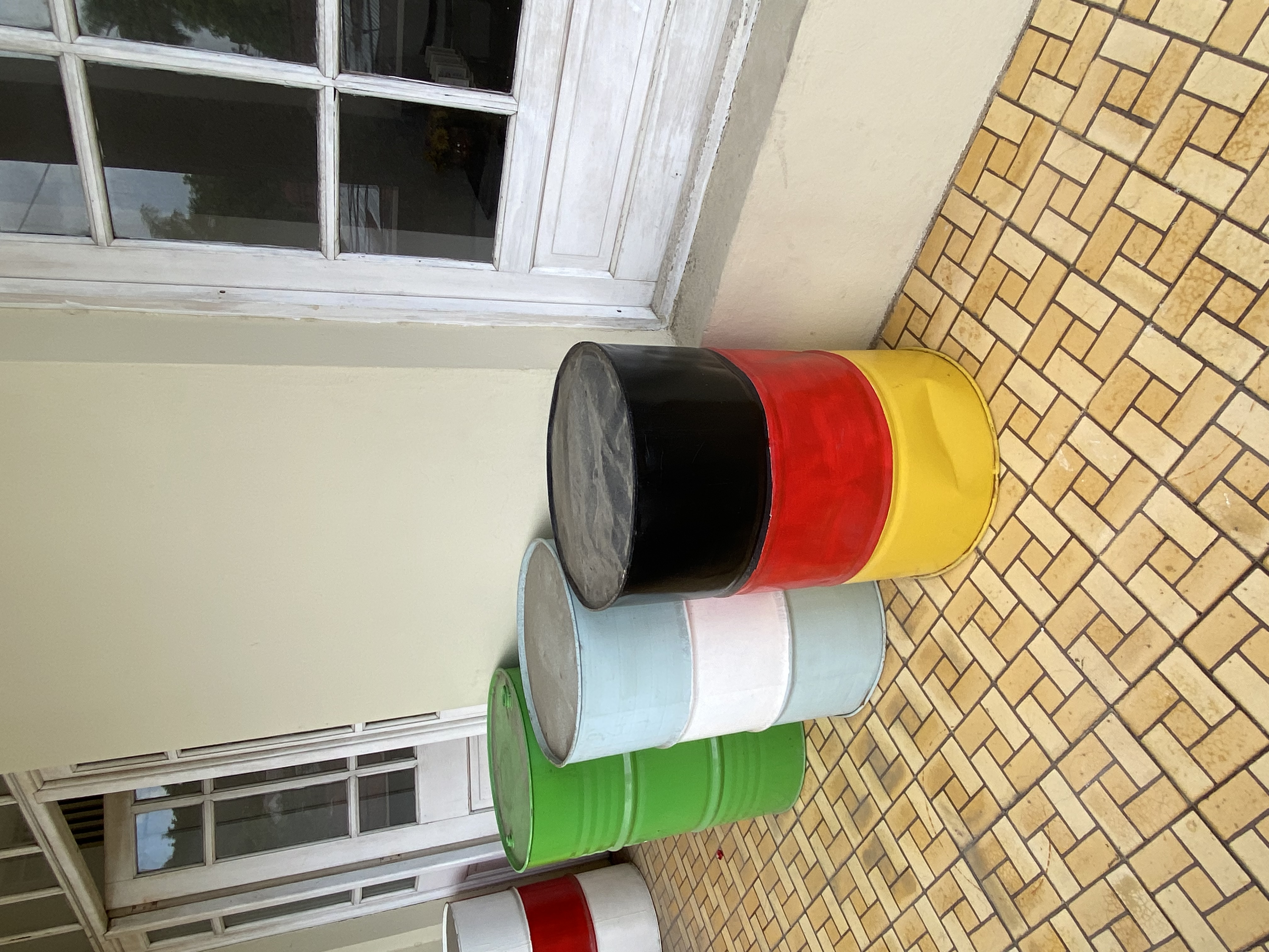 herramientas, jardines y exterior - Tanques Metálicos Pintados Como Banderas 0