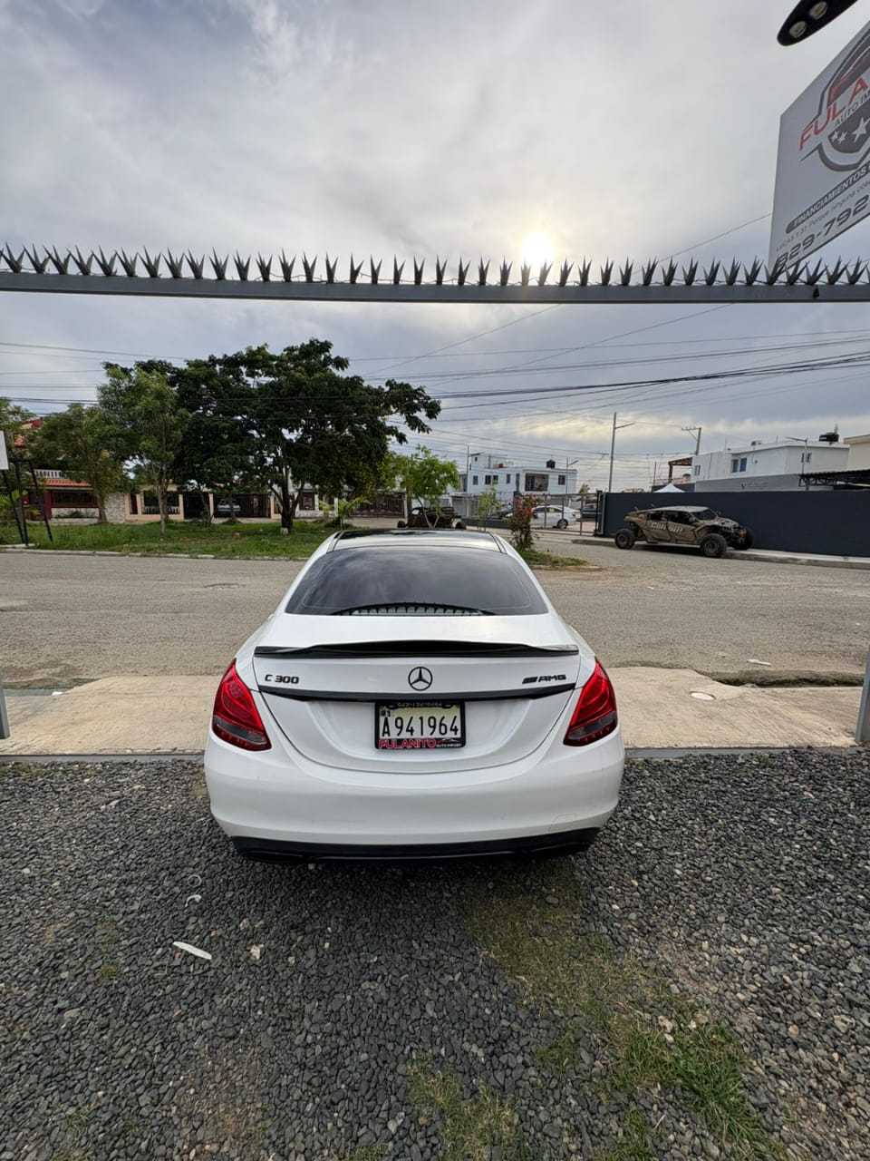 carros - Mercedes-Benz c300 2015 1