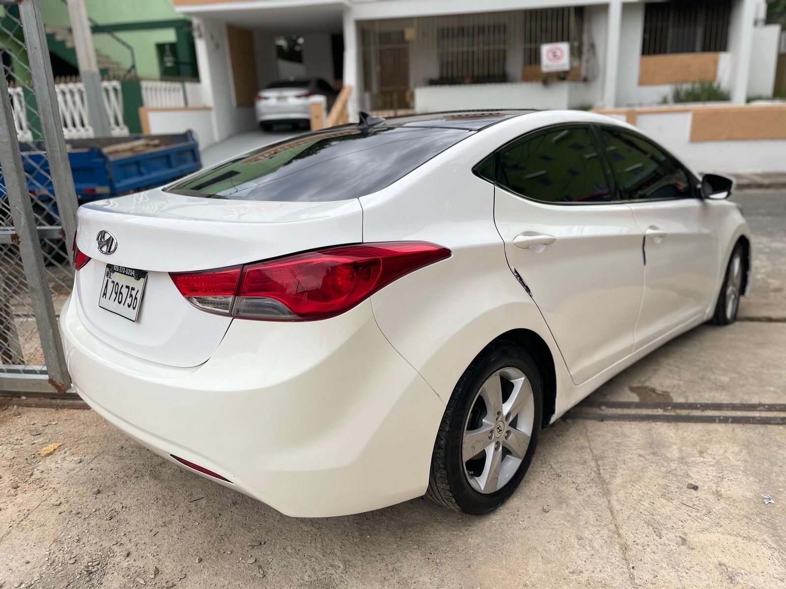carros - Hyundai Elantra 2013 5