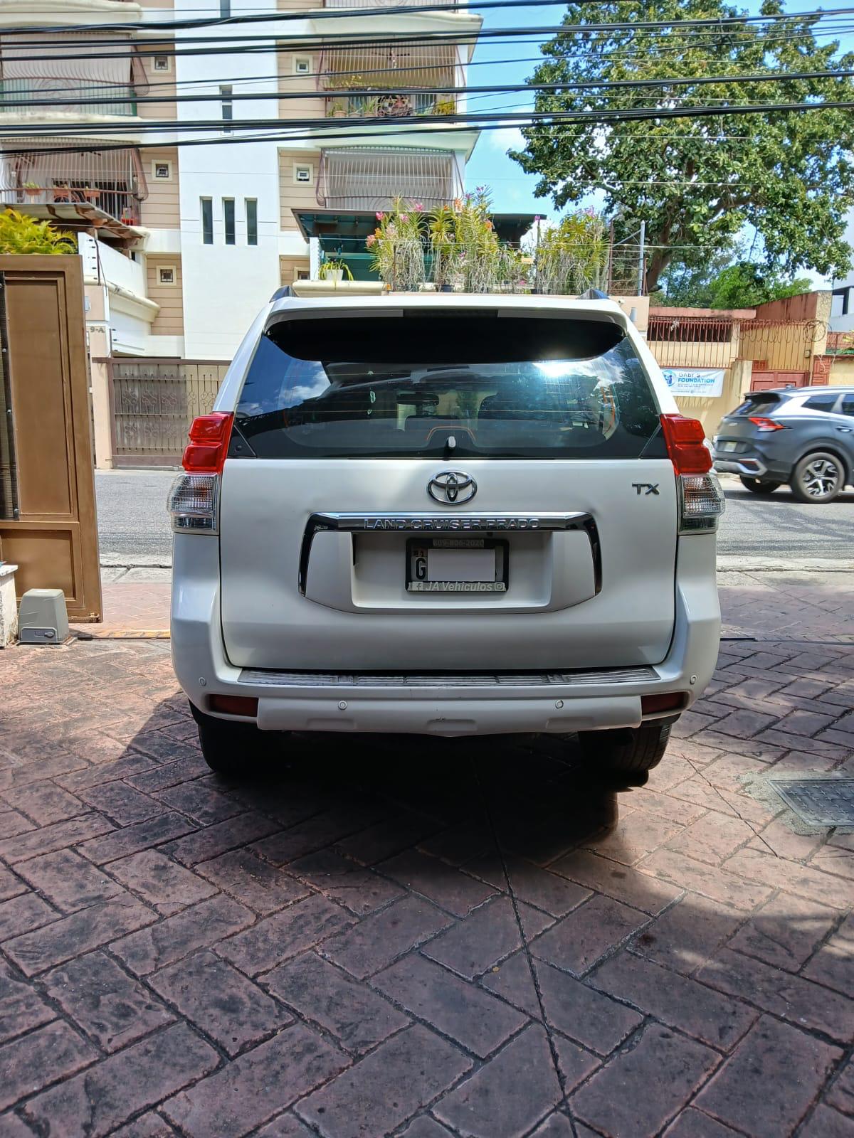jeepetas y camionetas - Toyota land cruicer prado 2010 8