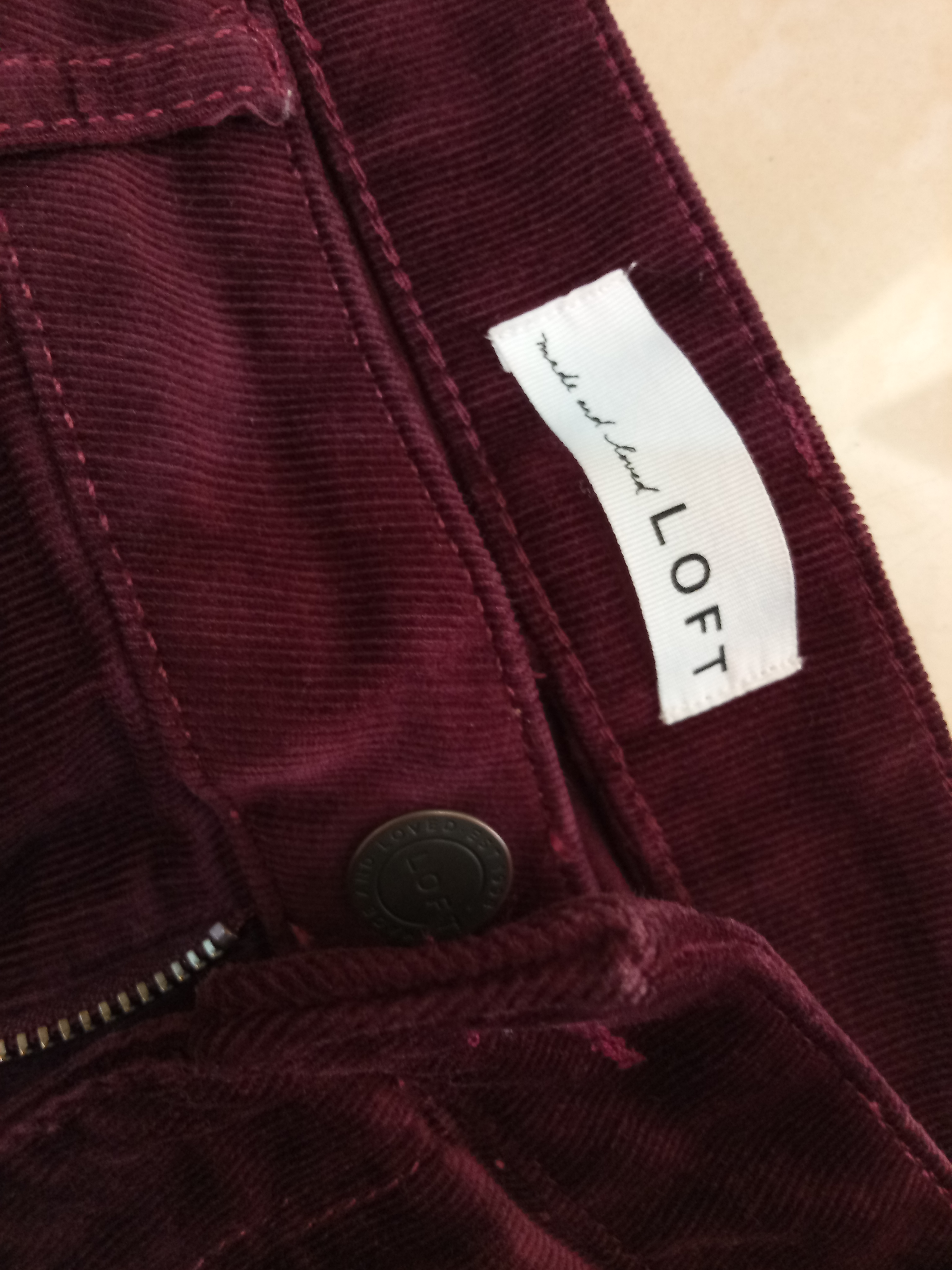 ropa para mujer - Pantalón de Colduroy color Burdeos, talla 8. 1