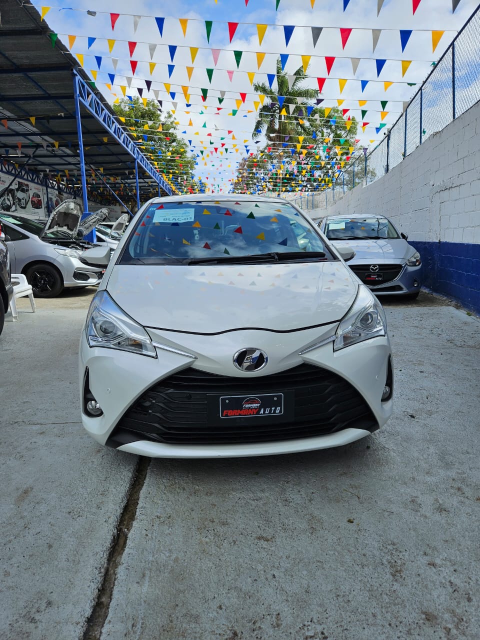 carros - TOYOTA VITZ 2