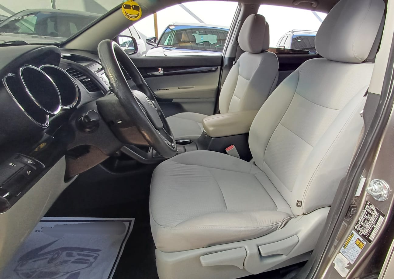 jeepetas y camionetas - KIA SORENTO LX 2013 1