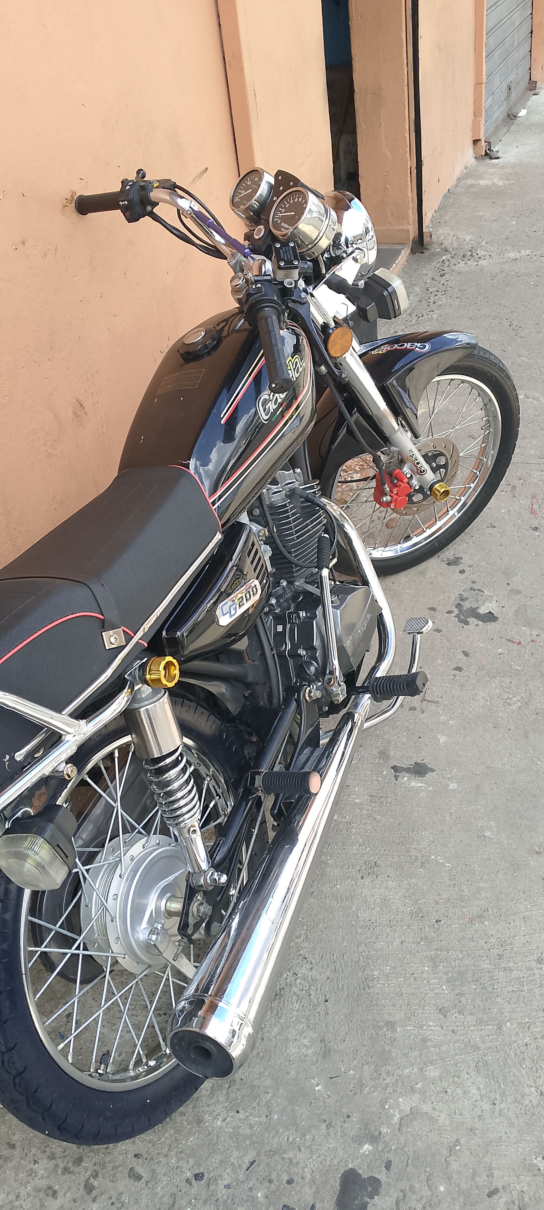 motores y pasolas - Está casi nueevo lo vendo en 35  0