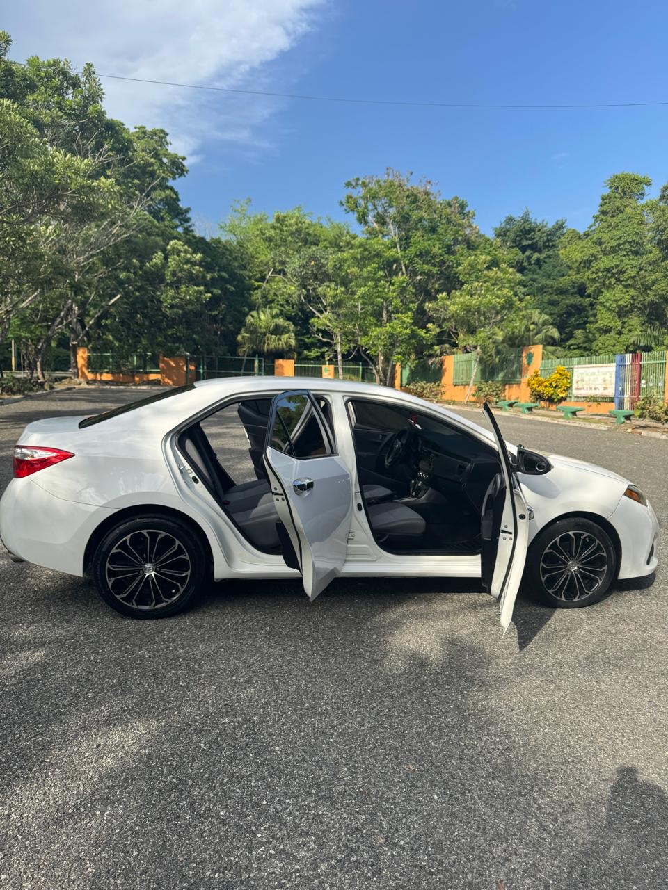 carros -  Toyota Corolla LE 2015 Automático en excelente  6