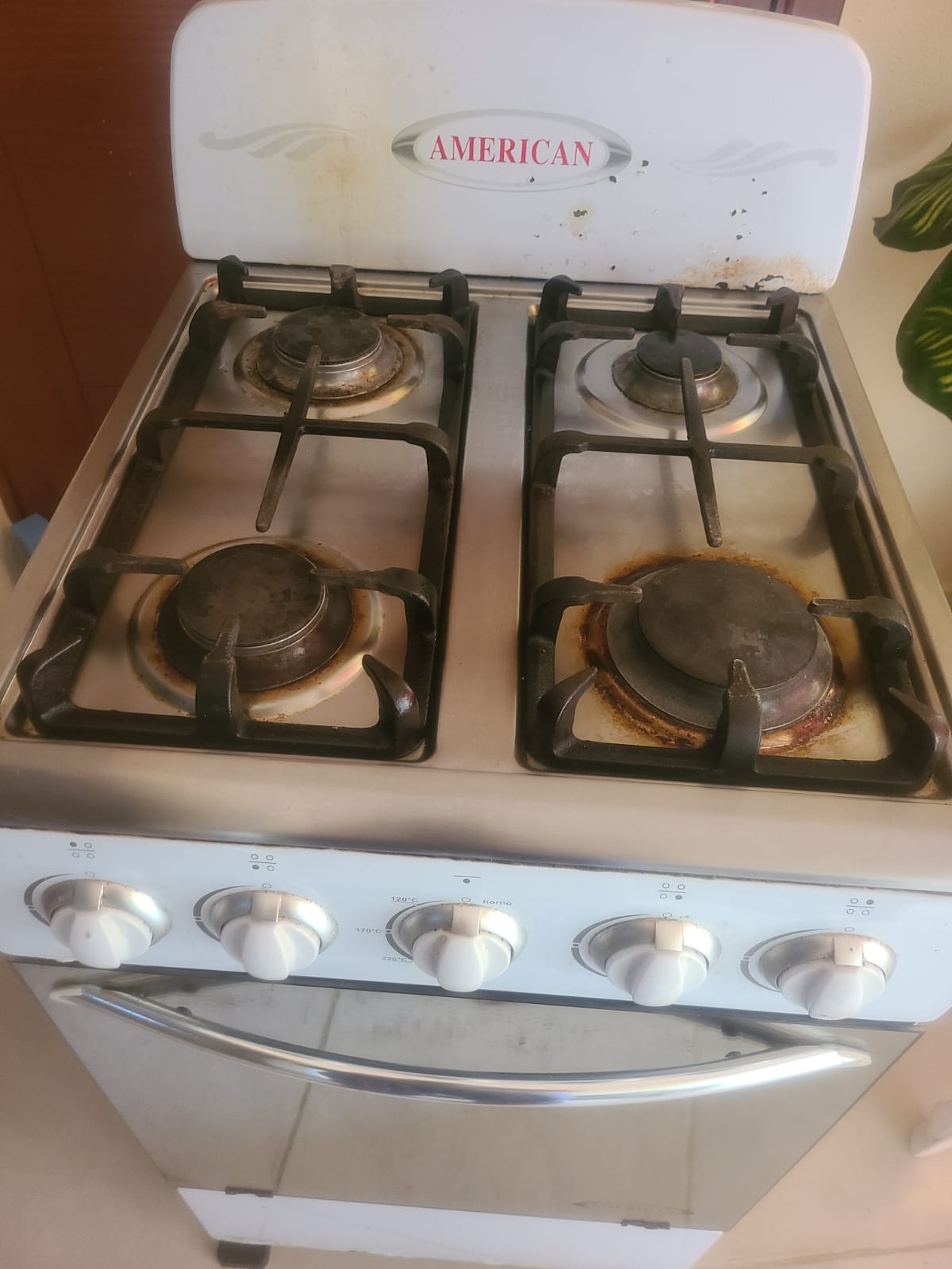 cocina - Estufa American Usada 3 años Ligeramente negociable  2