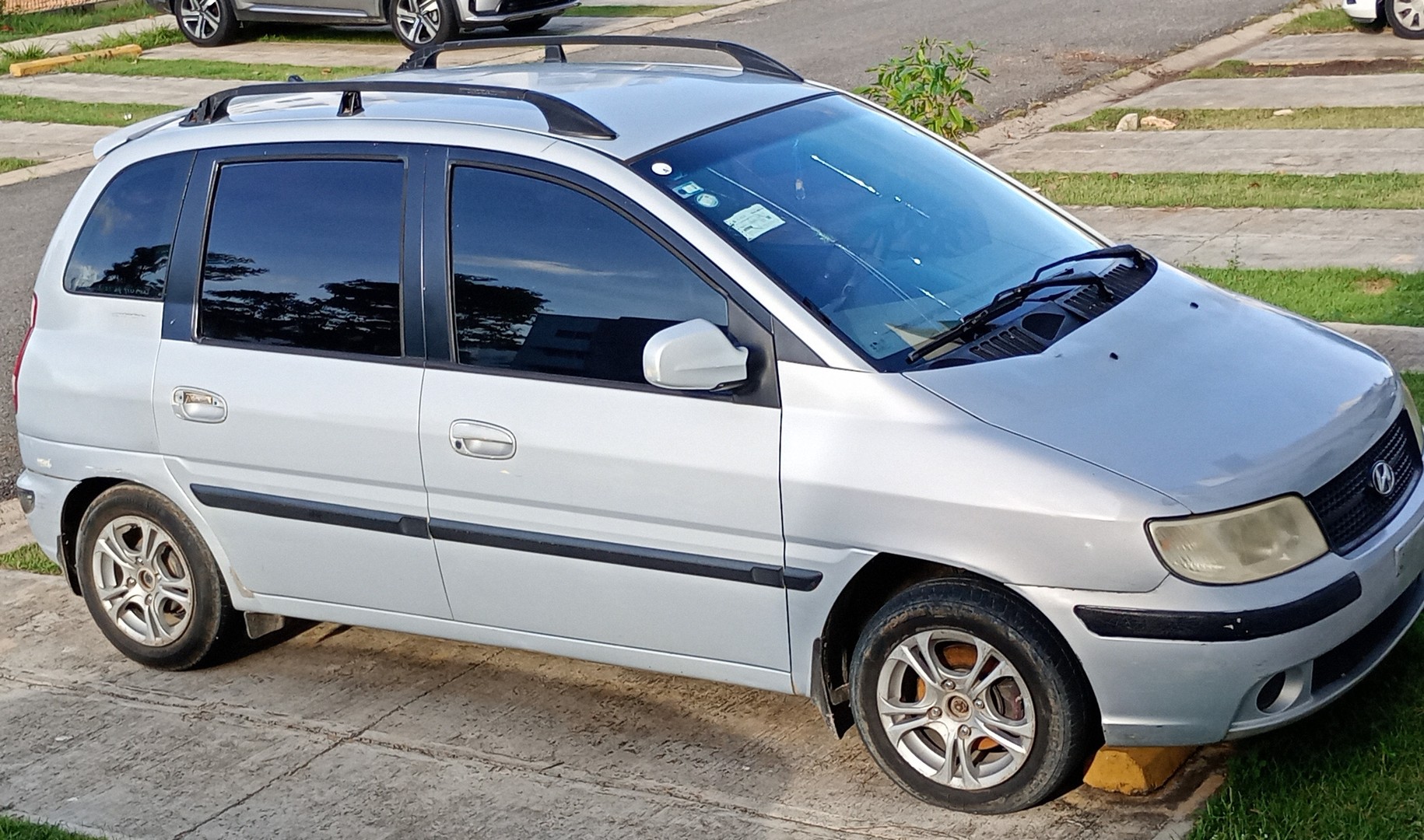 jeepetas y camionetas - Hyundai Matrix 2007
Ligeramente negociable  6
