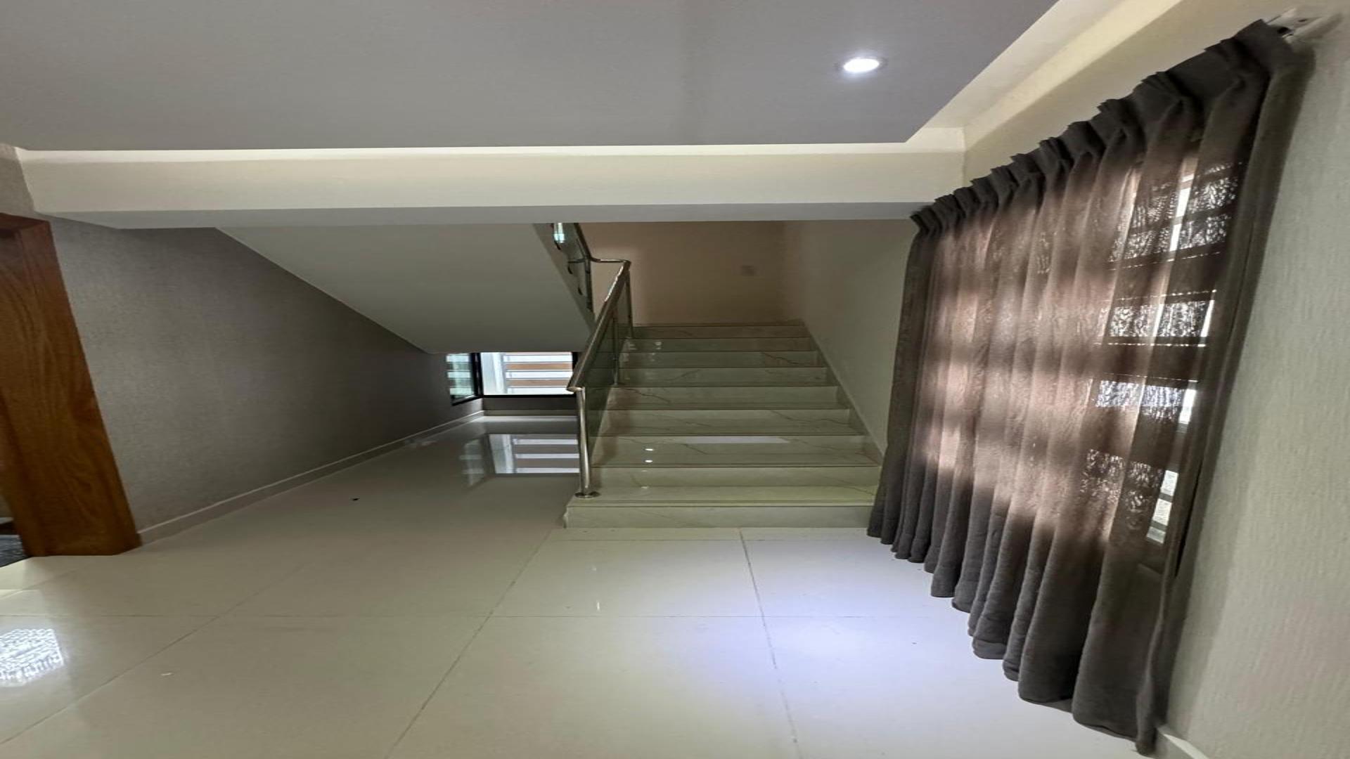 casas - Casa de 2 niveles en altos de arroyo hondo 4