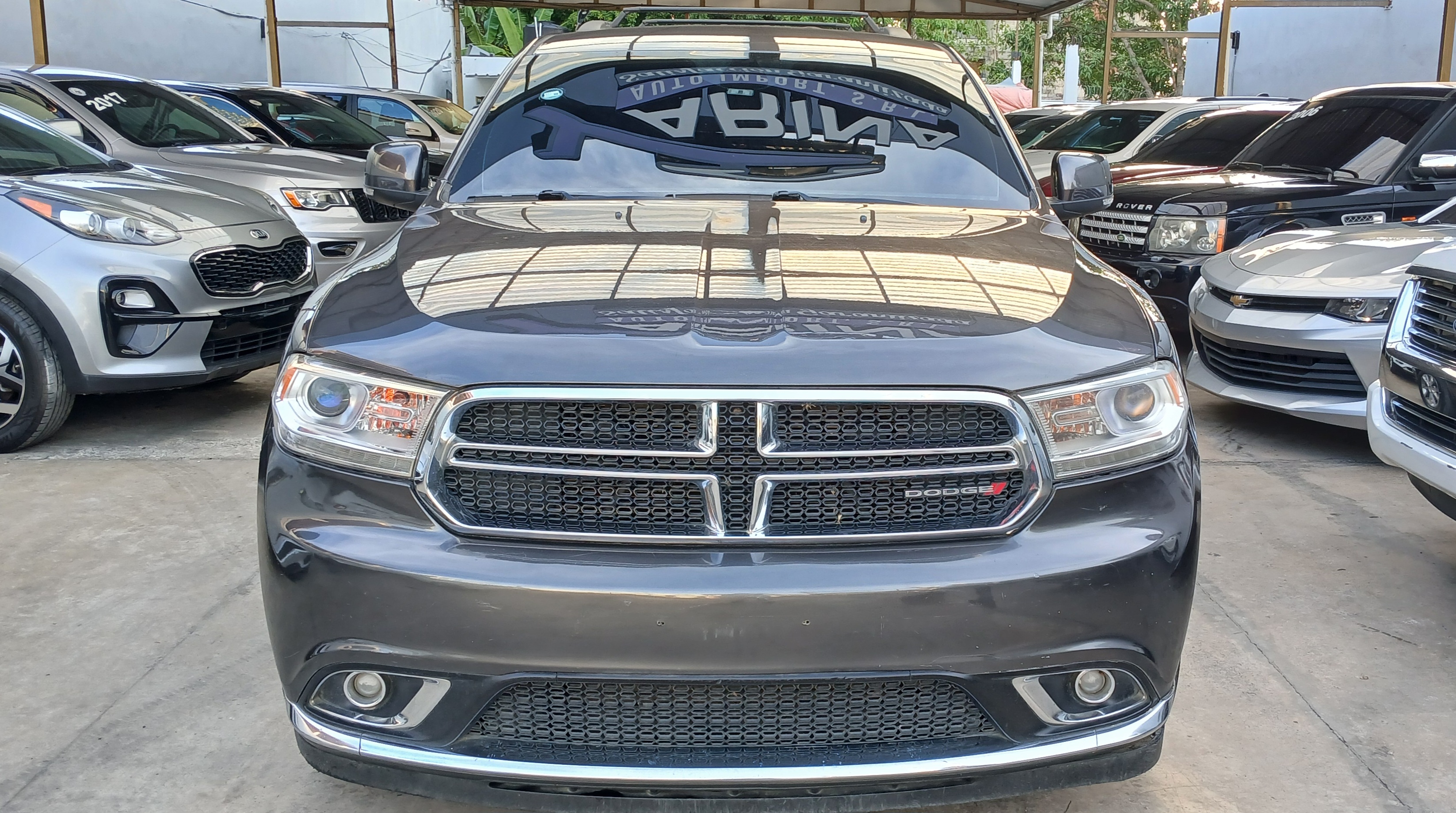 jeepetas y camionetas - DOSGE DURANDO LIMITED 2014 1
