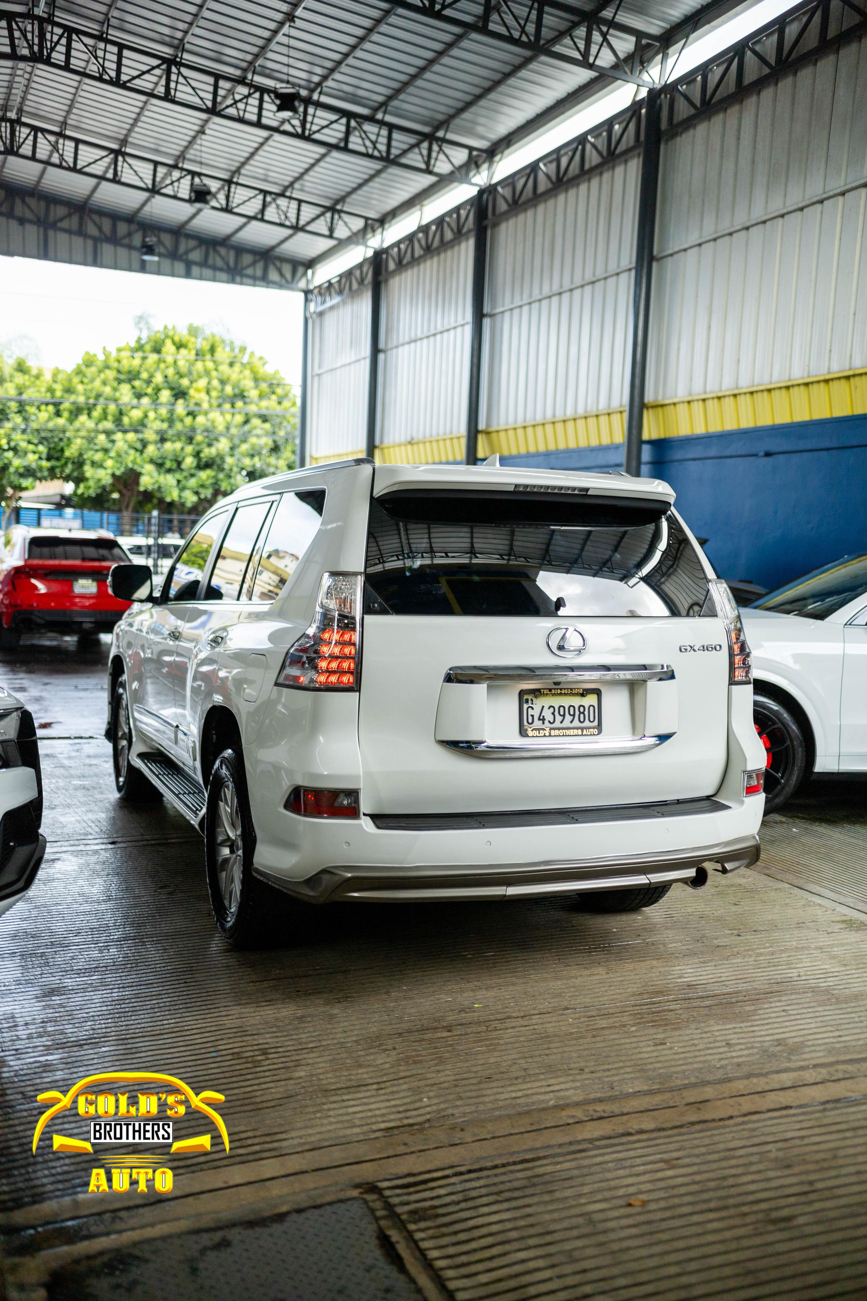 jeepetas y camionetas - Lexus GX460 2016 Clean Carfax 3
