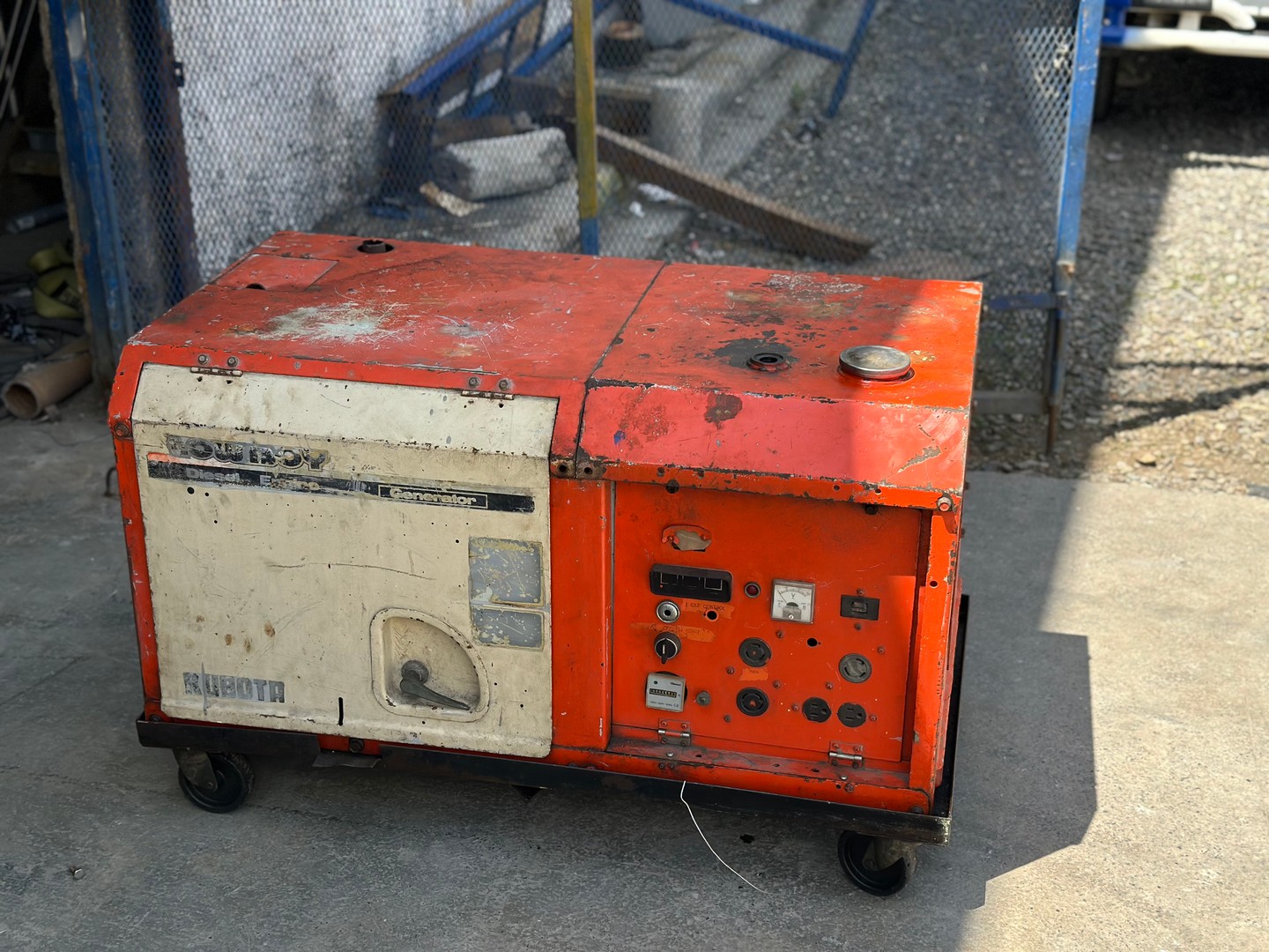 plantas e inversores - Planta Electrica Diesel Marca Kubota de 6.5 Kilos 4