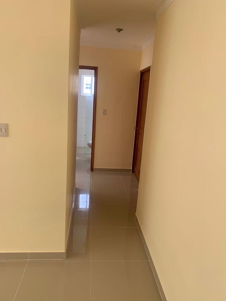 apartamentos - venta de apartamento en la autopista de san Isidro con 2 parqueos 4to piso  1