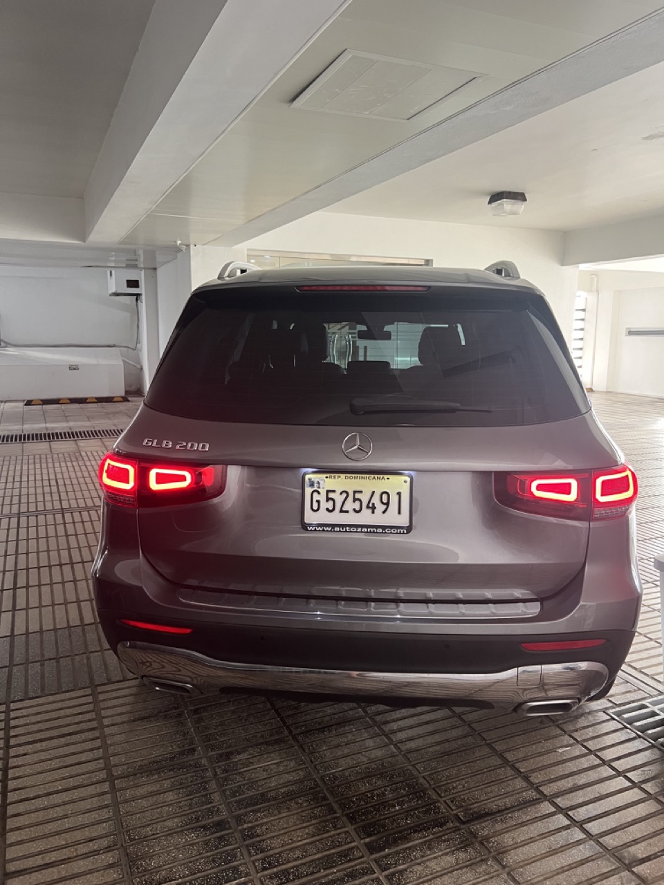 jeepetas y camionetas - Mercedes Benz GLB 200 2020 – Solo 17,284 km 3