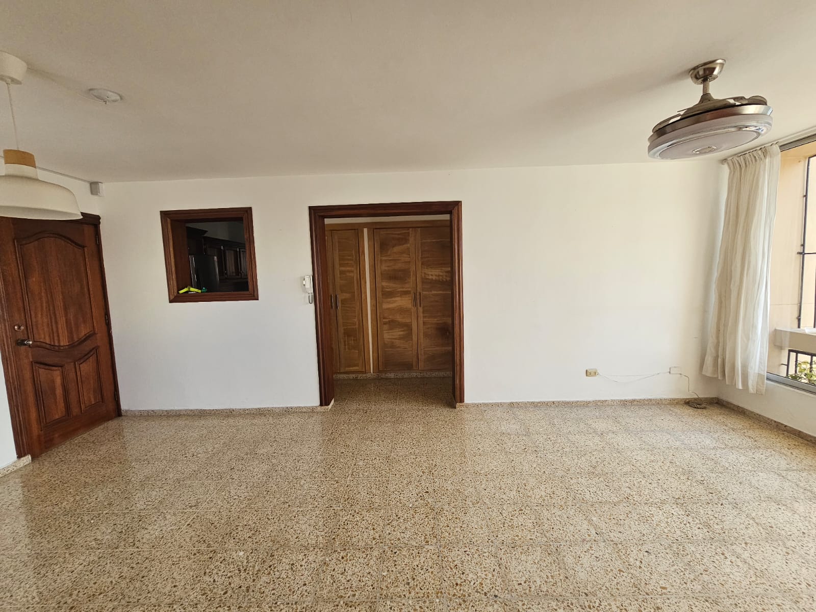 apartamentos - ¡Alquiler en Piantini, ubicación y precio ideal!  2