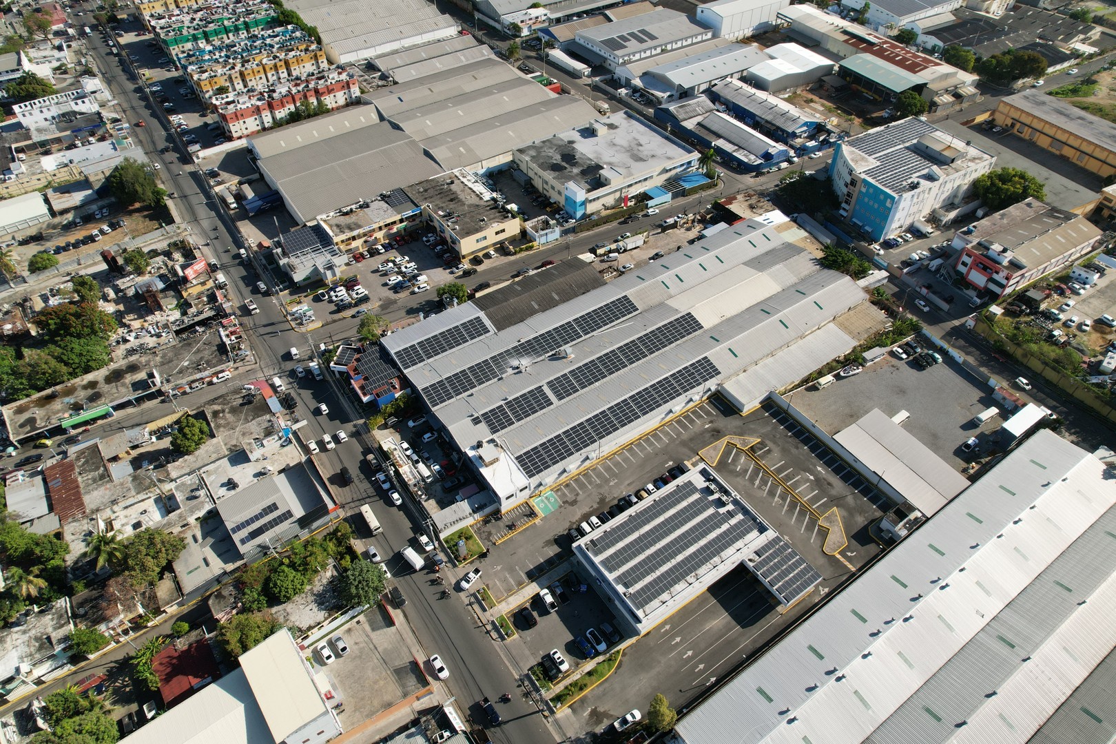 oficinas y locales comerciales - Nave en zona industrial de herrera de 6,717.42 5