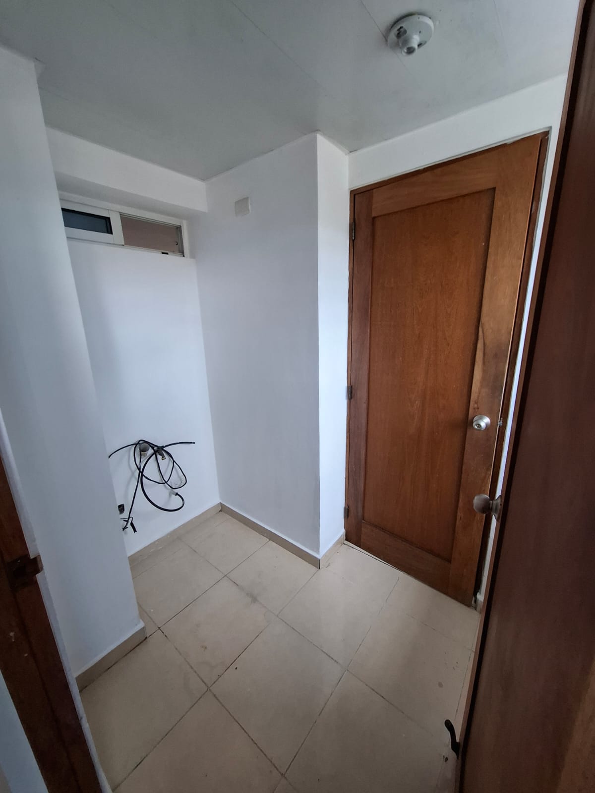 apartamentos - Vendo apto. Casi nuevo, Quisqueya 9