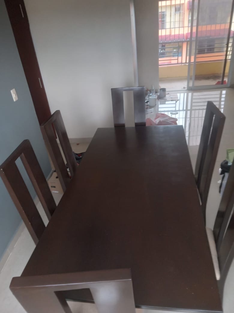 muebles y colchones - comedor 6 sillas, CAOBA, recien tapicado 2