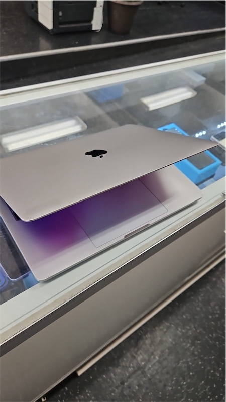 computadoras y laptops - macbook pro 2017 512GB 16GB i7  0