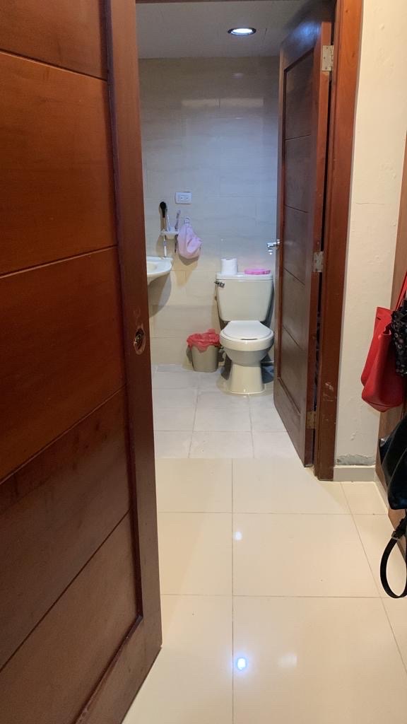 apartamentos - venta de apartamento en Alma Rosa 3er nivel de 145mts Santo Domingo este  3