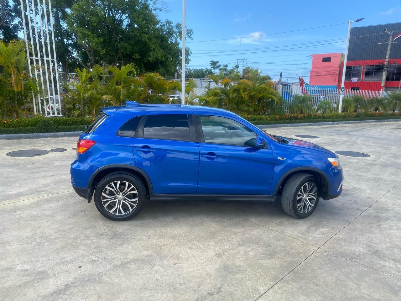 jeepetas y camionetas - Mitsubishi outlander sport 2018 4