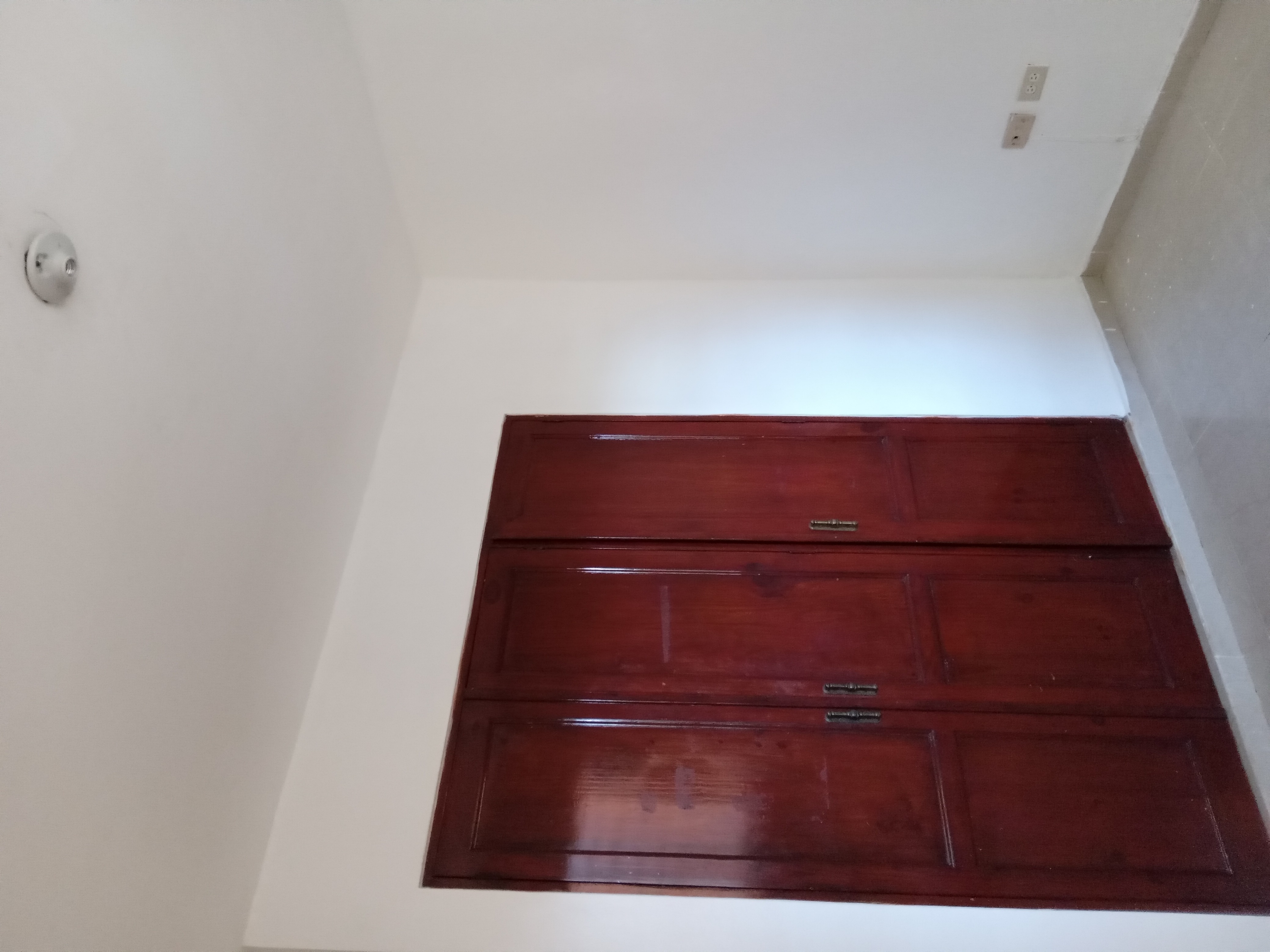 apartamentos - ALQUILO APTO. EN RES. CARMIL IV AVE. LOS BEISBOLIS 2