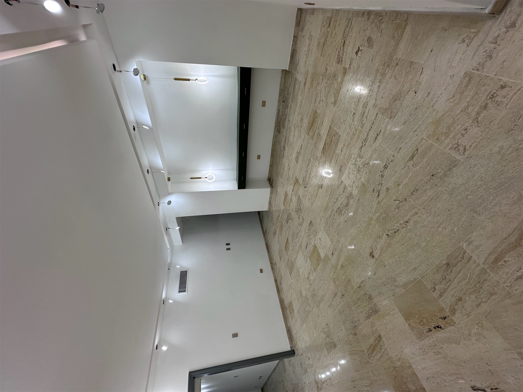 apartamentos - Alquilo amplio apartamento clásico en Bella Vista, Av. Sarasota  8