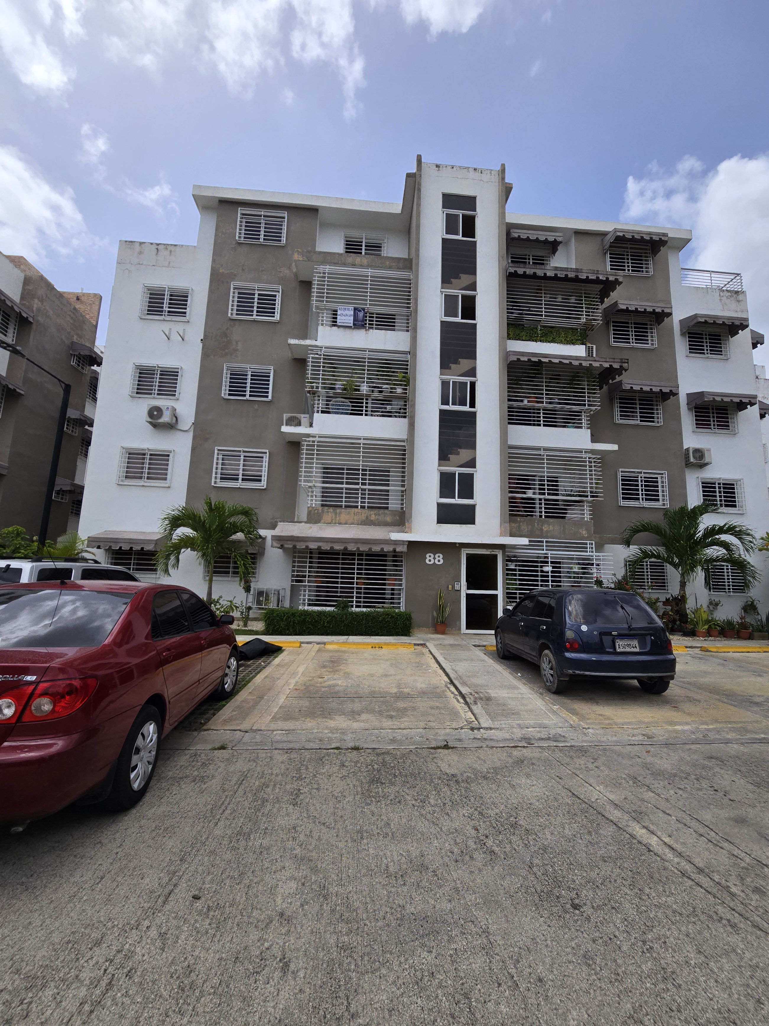 apartamentos - Apartamento con Terraza Lp9 Alameda prox Prolongacion 27 y Republica Colombia 0