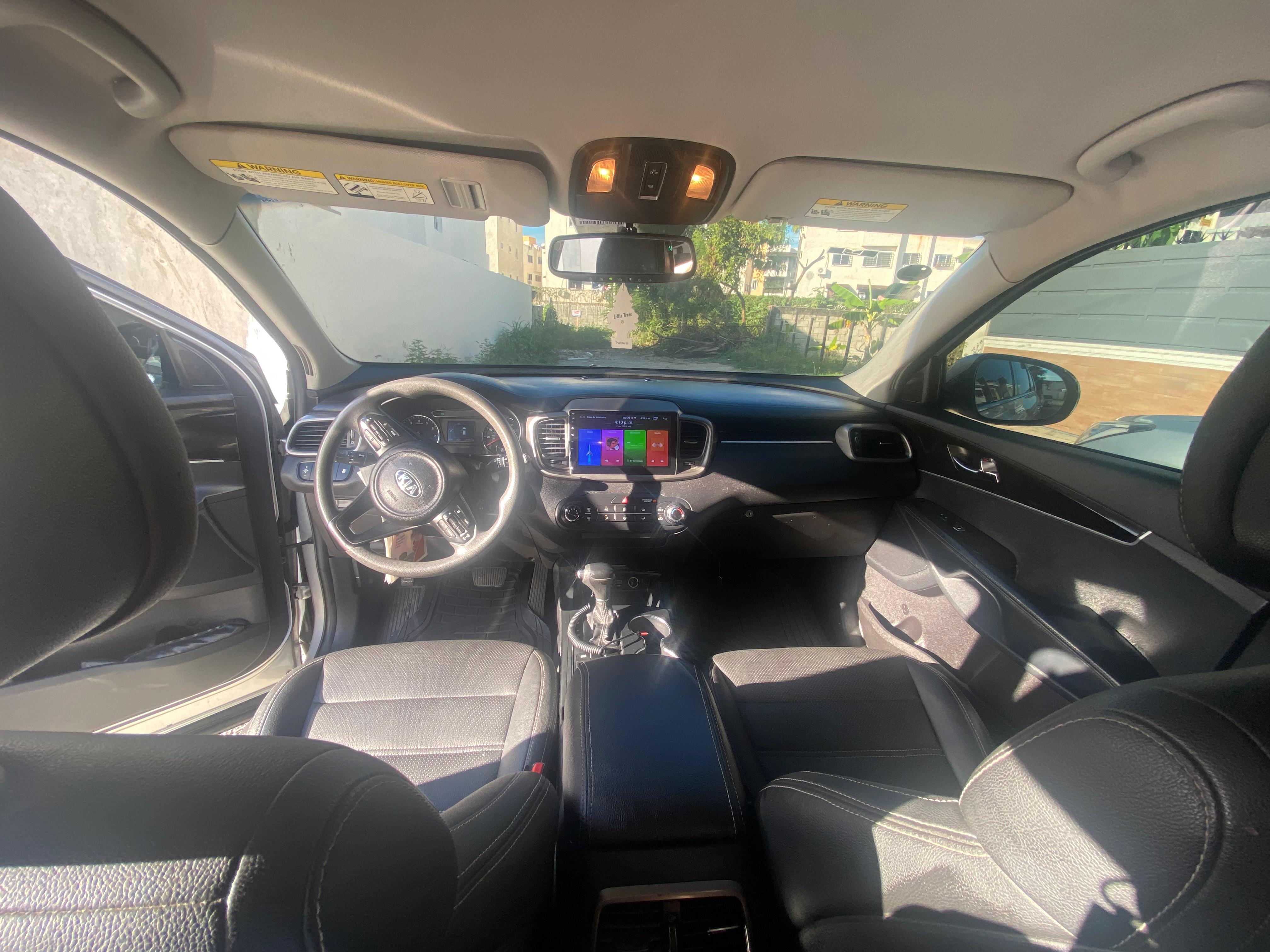 jeepetas y camionetas - Kia Sorento 2016 LX 4