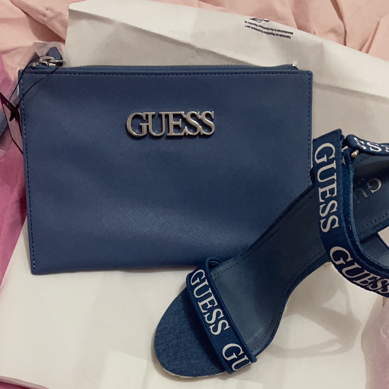 carteras y maletas - cartera Marca Guess  0